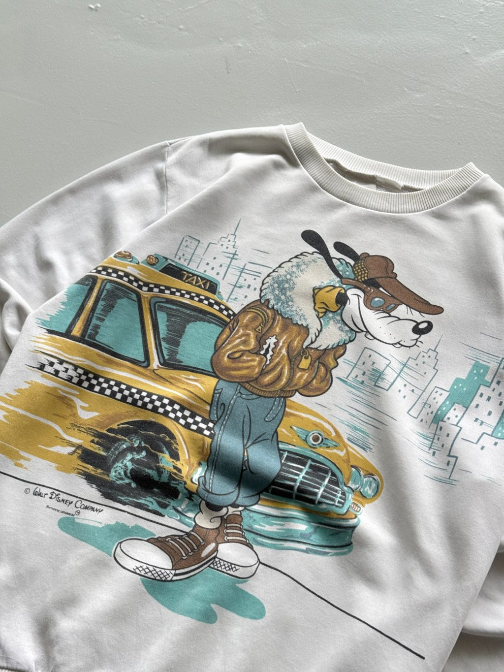 Disney Goofy Taxi Driver 90's Vintage Sweatshirt - Medium