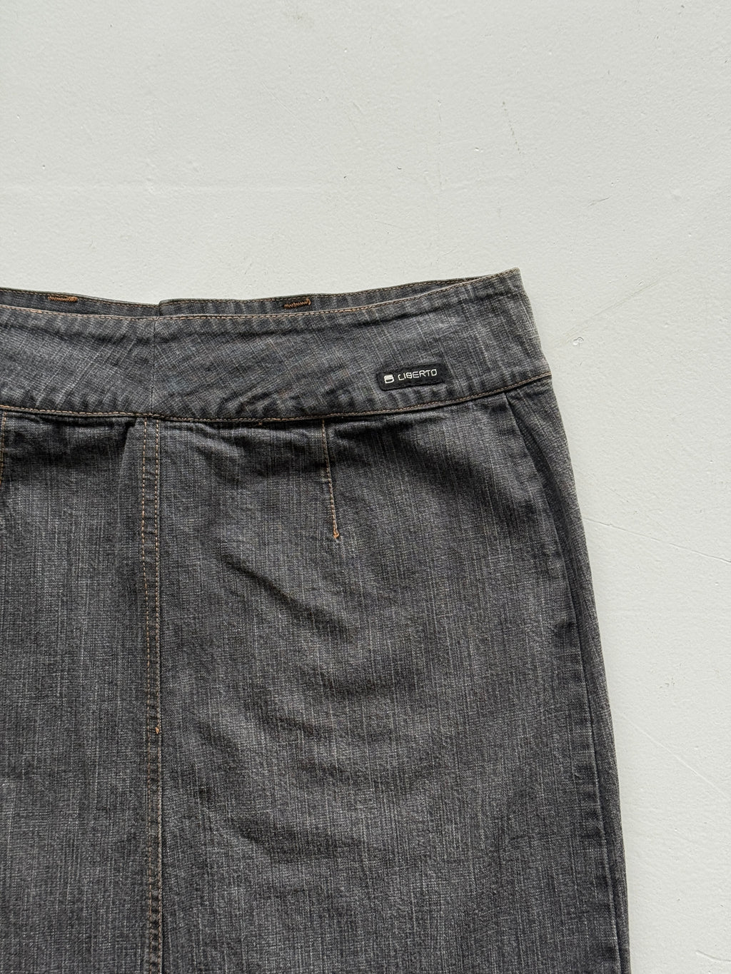 Grey Liberto 00's Vintage Y2K Midi Skirt - Large