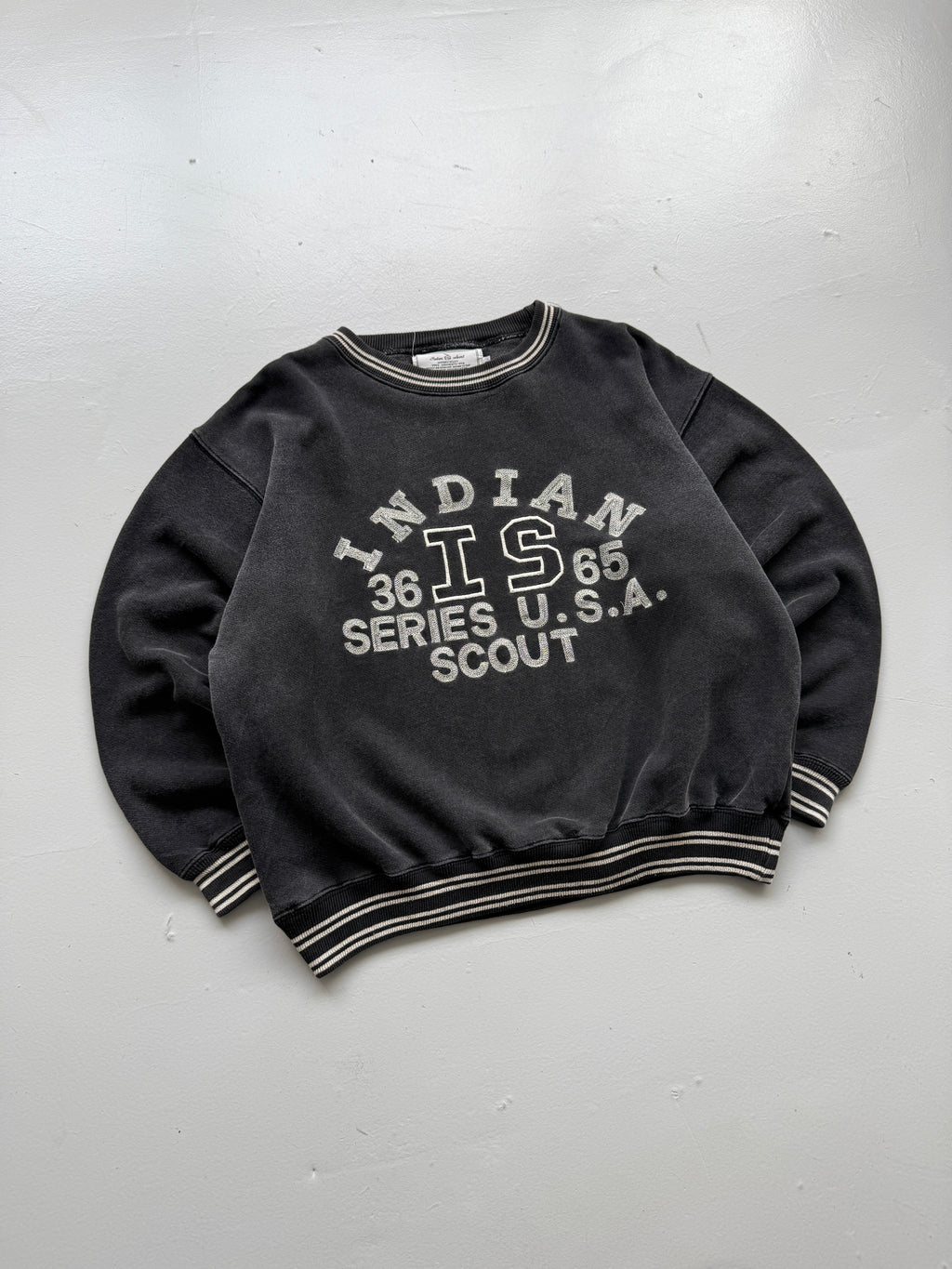 Indian Scout Motorcycles Made in USA 90's Vintage Sweatshirt - Small