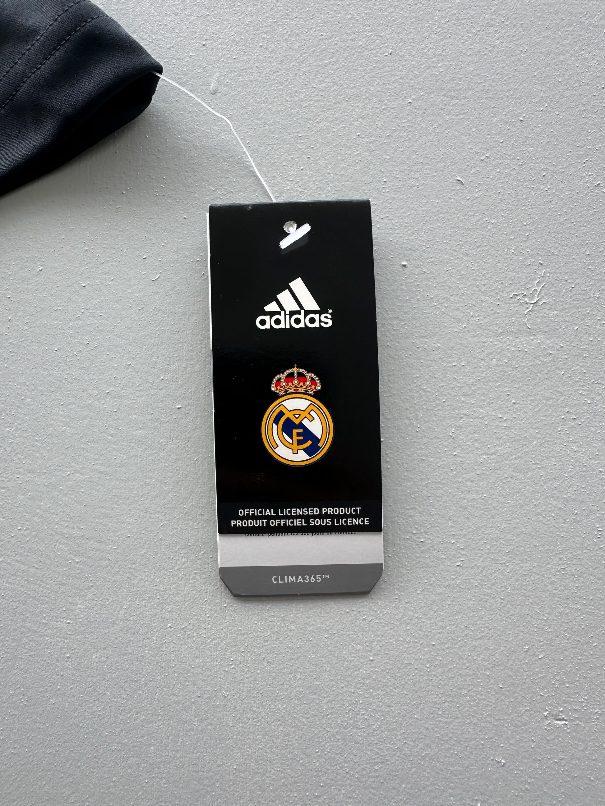 Adidas Real Madrid UCL Training 00's Vintage Football Shirt - Large