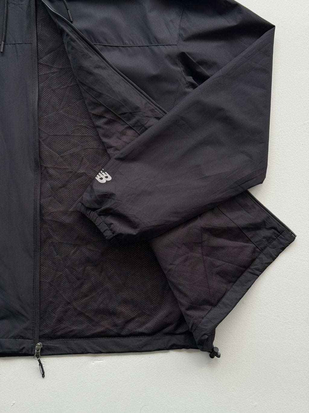 New Balance Since Hooded Windbreaker Jacket - Large