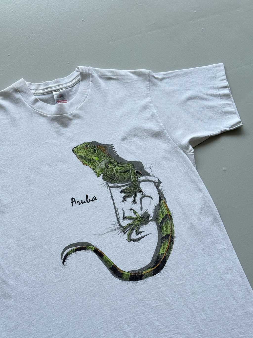 White Aruba 90's Vintage Single Stitch Tourist Graphic T-Shirt - Small