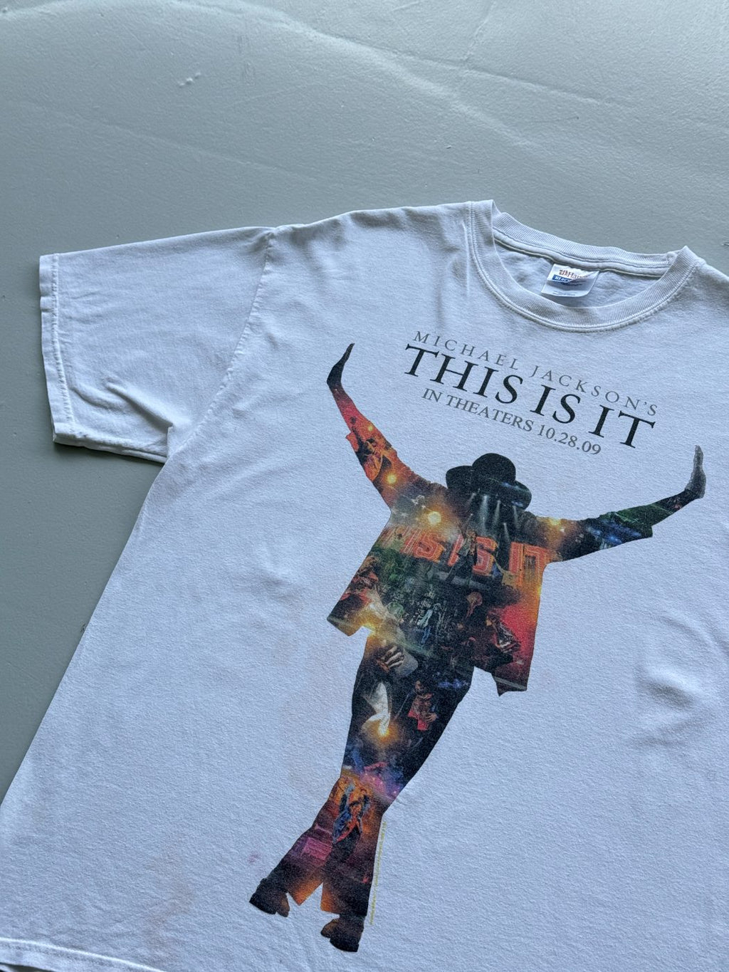 Hanes Michael Jackson's This Is It 2009 Vintage T-Shirt - Large