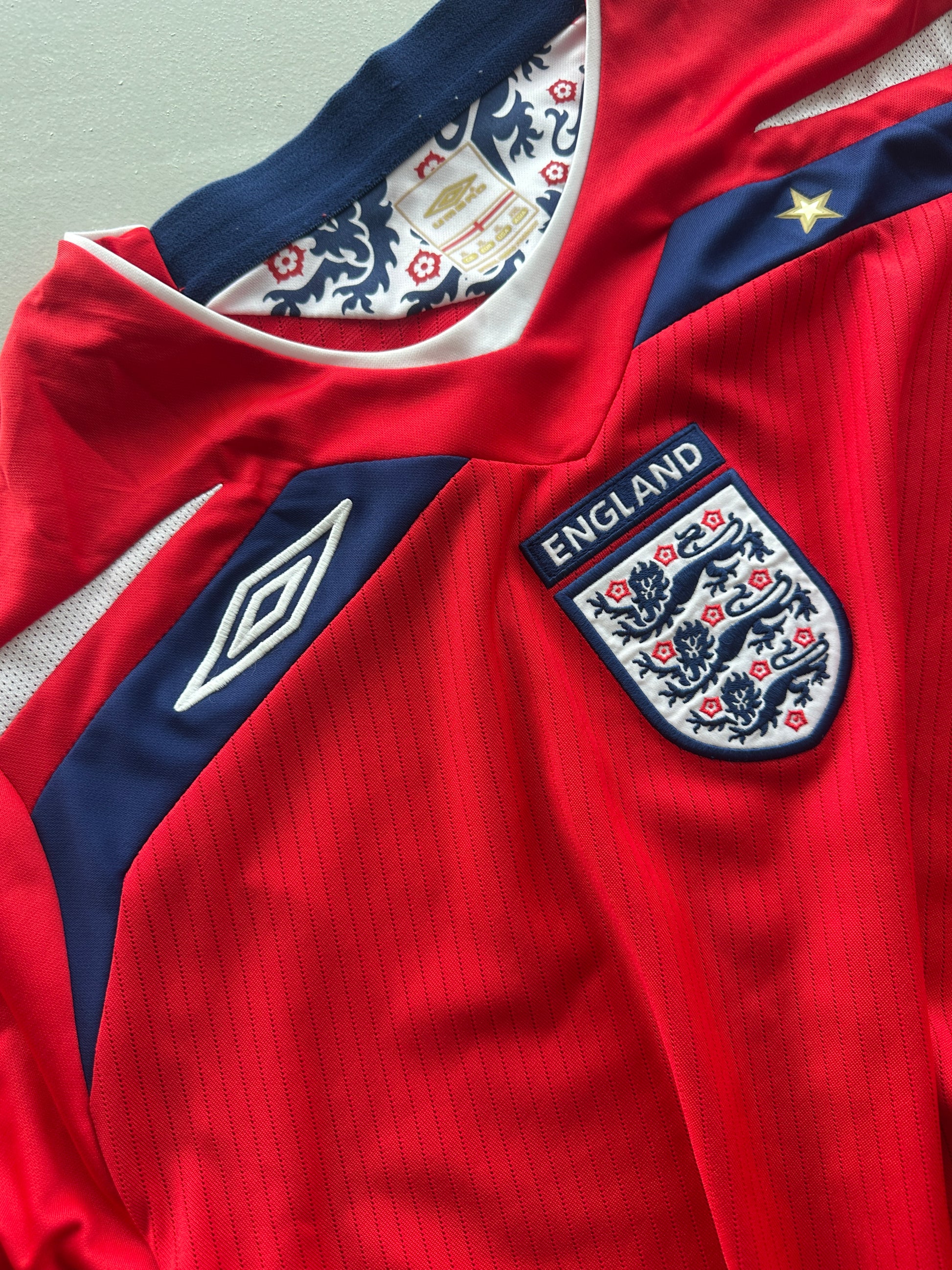 Umbro England 2008-10 Away Long Sleeve Vintage Football Shirt - XL
