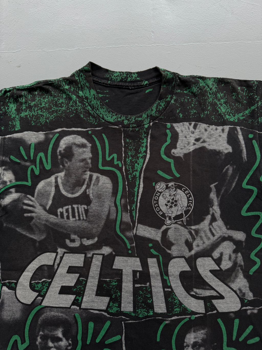 Boston Celtics NBA Vintage Single Stitch Salem Sportswear T-Shirt 90's - XL