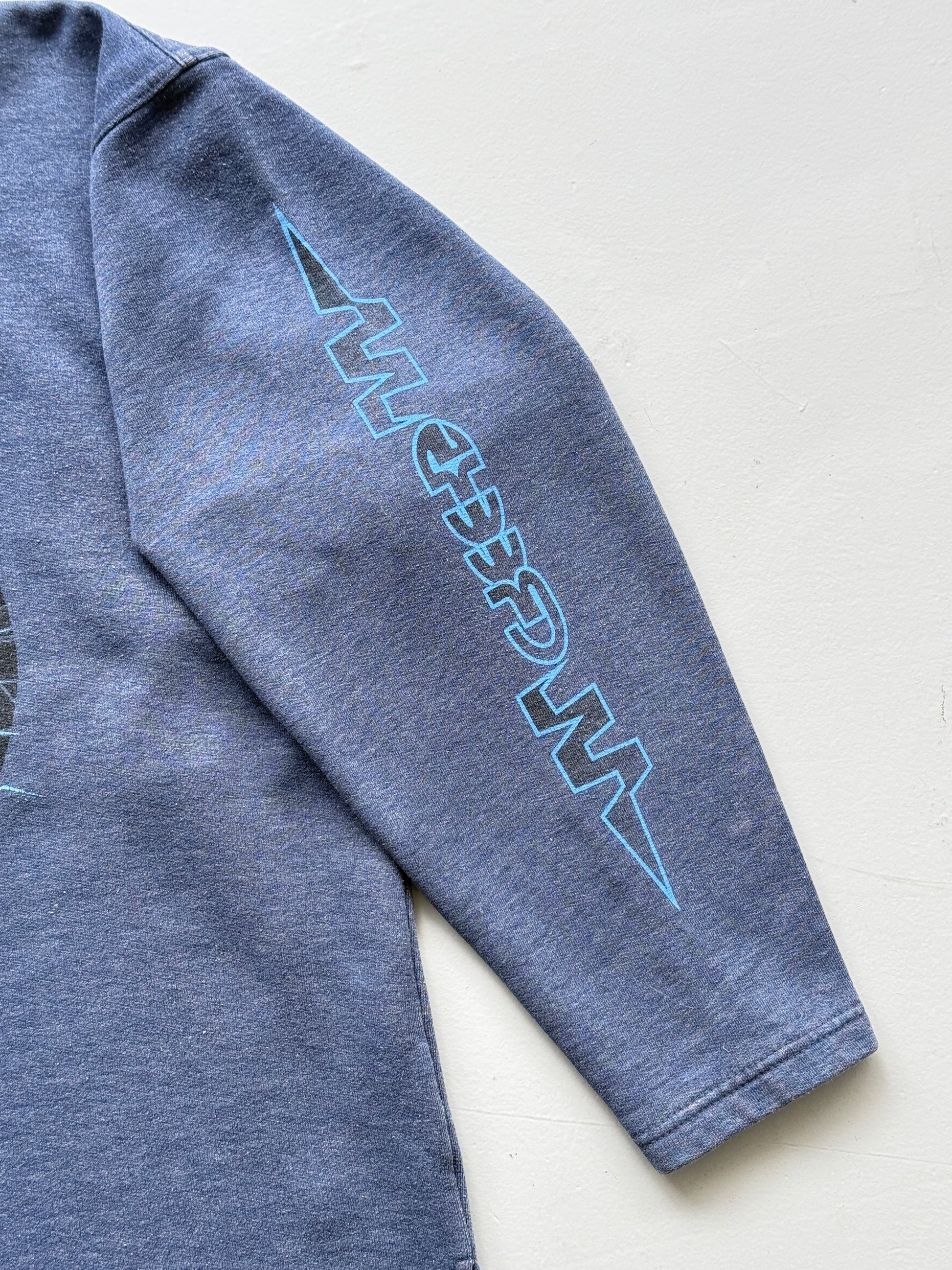 Creeks Graphic Long Sleeve 90's Vintage Sweatshirt - Medium