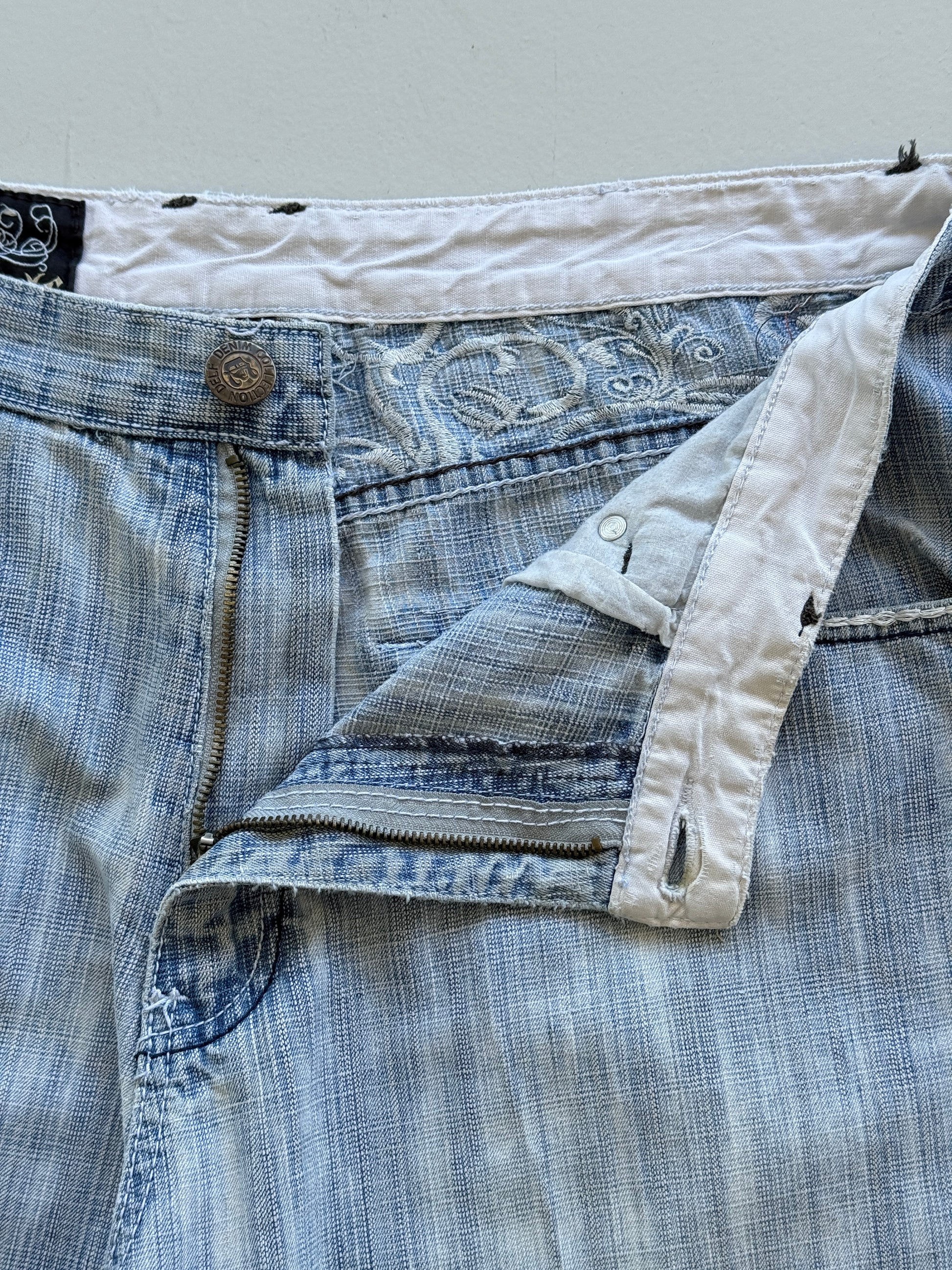 Light Blue Delf 00's Vintage Y2K Baggy Hip Hop Denim Shorts - W38 x L14