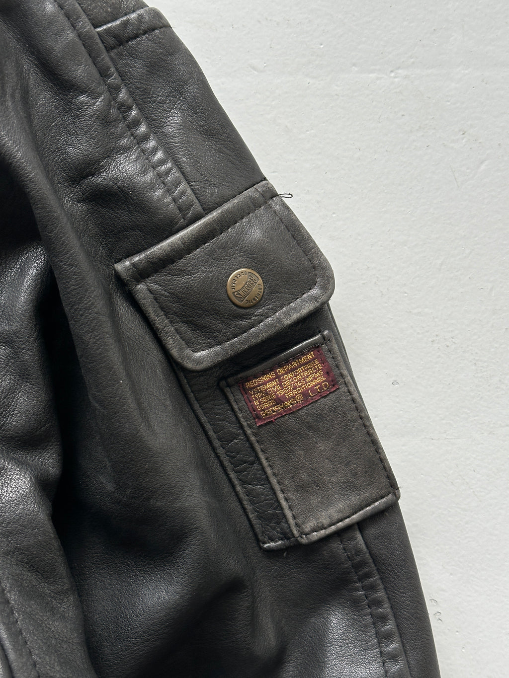 Black Vintage Redskins Leather Jacket 90's Army & Civil B32 - Large
