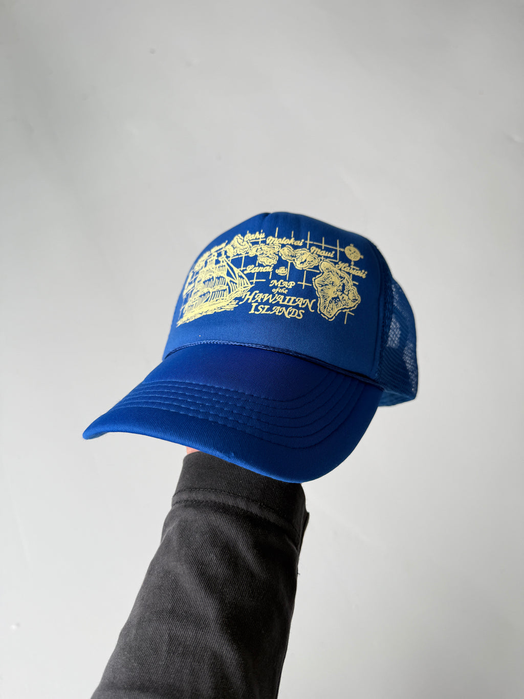 Blue Hawaiian Islands Tourist Vintage Foam and Mesh SnapBack Trucker Cap