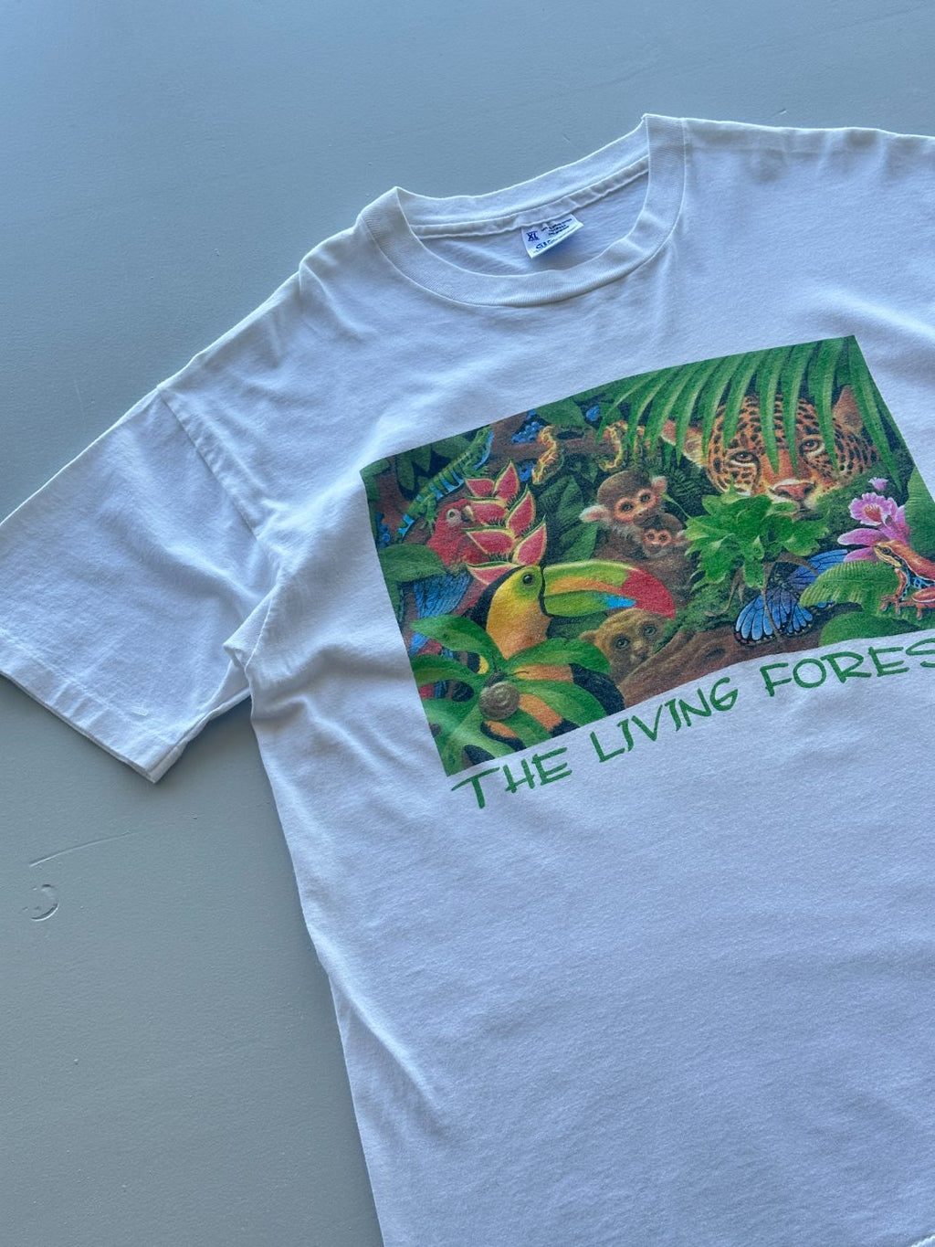 Human-i-Tees The Living Forest 90's Vintage Single Stitch T-Shirt - XL