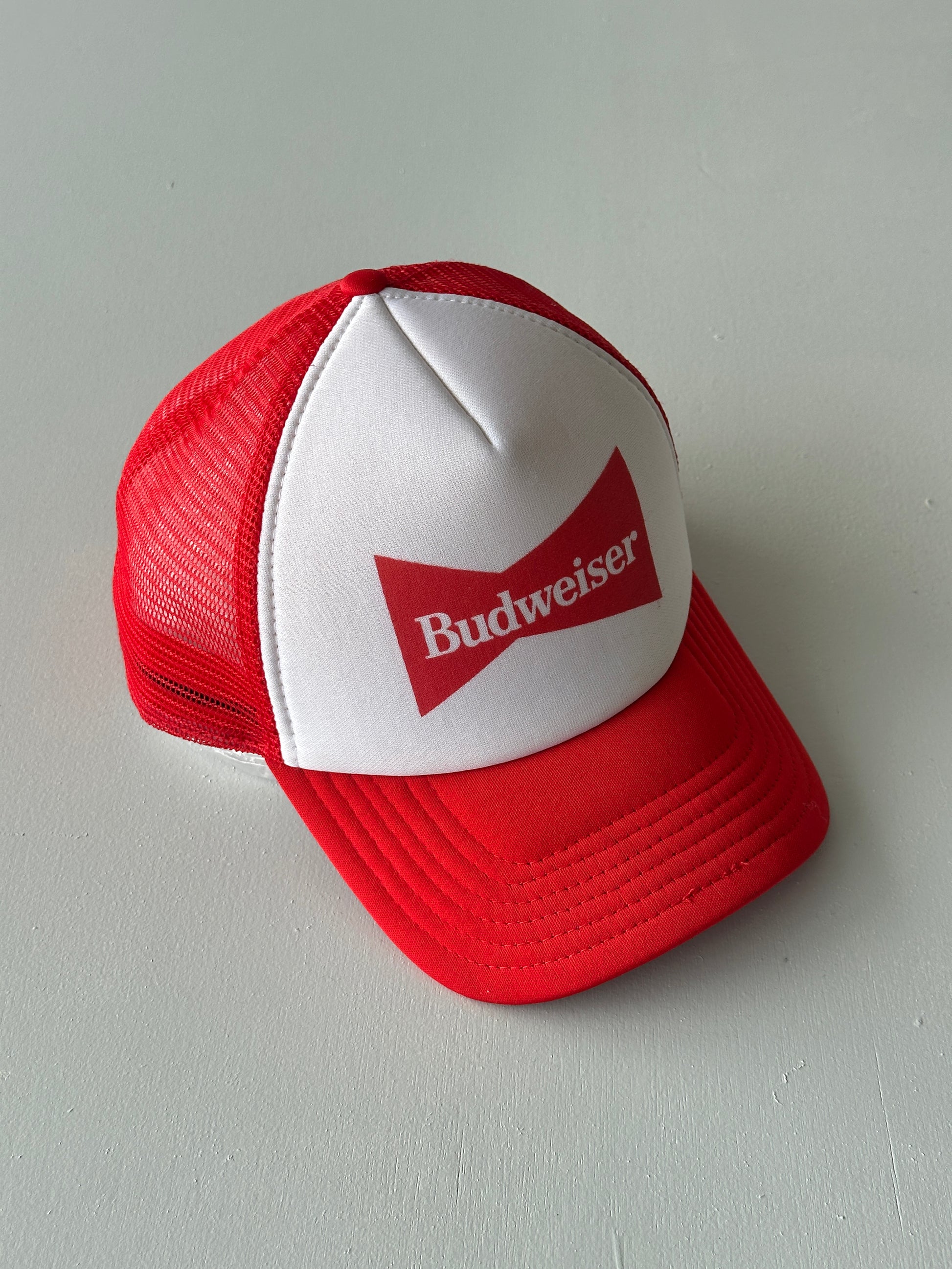 Red / White Budweiser 90's Vintage Mesh SnapBack Trucker Cap