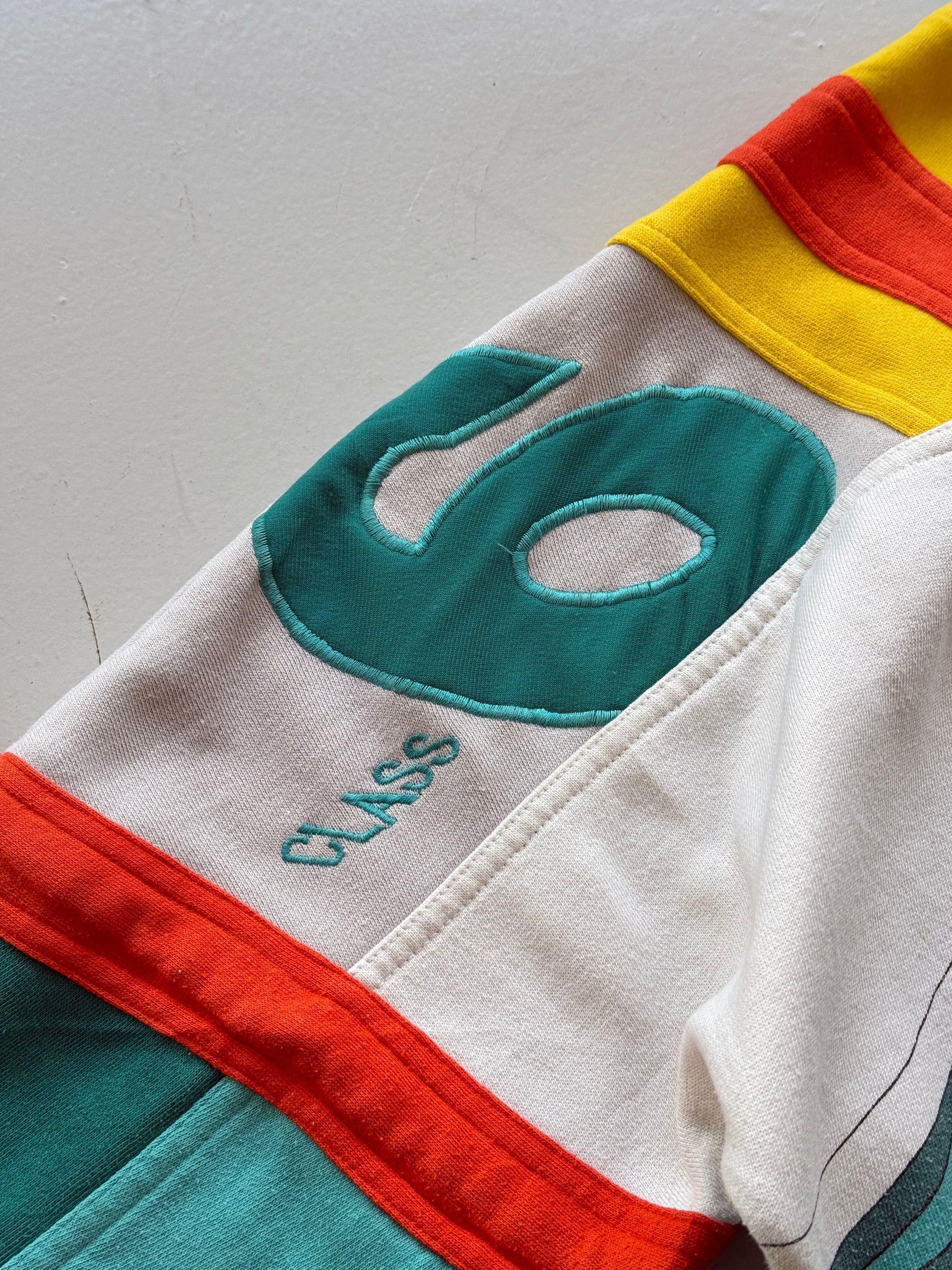 Rare Adidas 90's Vintage Graphic Devil's Toenail Kayaking Sweatshirt Jumper - XL