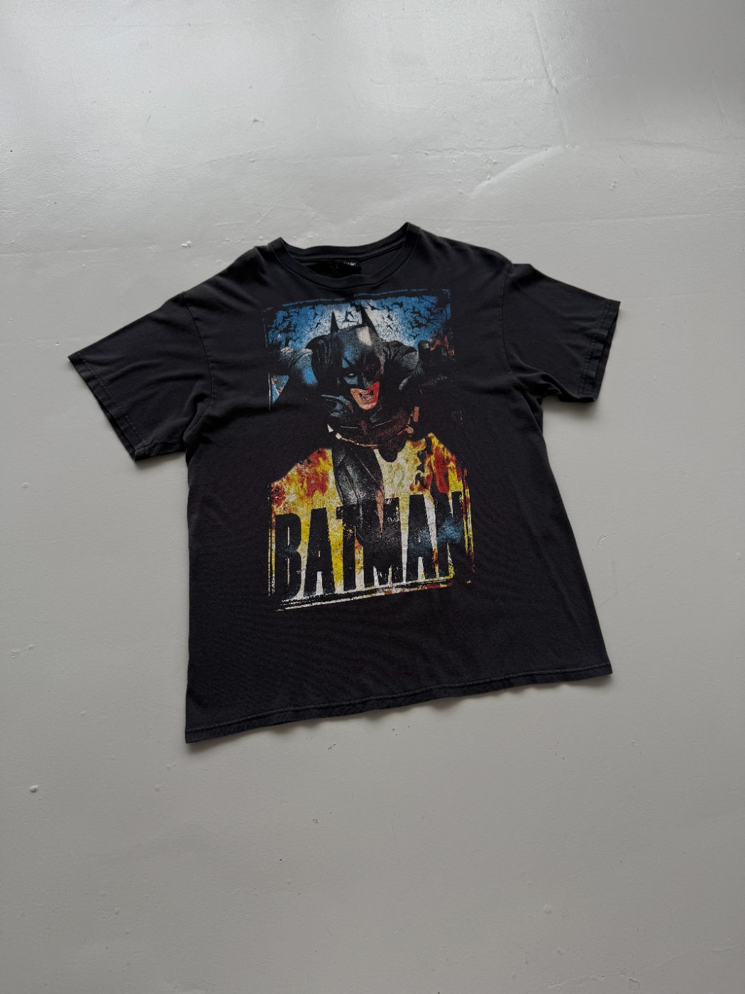 Batman The Dark Knight Rises Vintage Graphic Film T-Shirt - Large