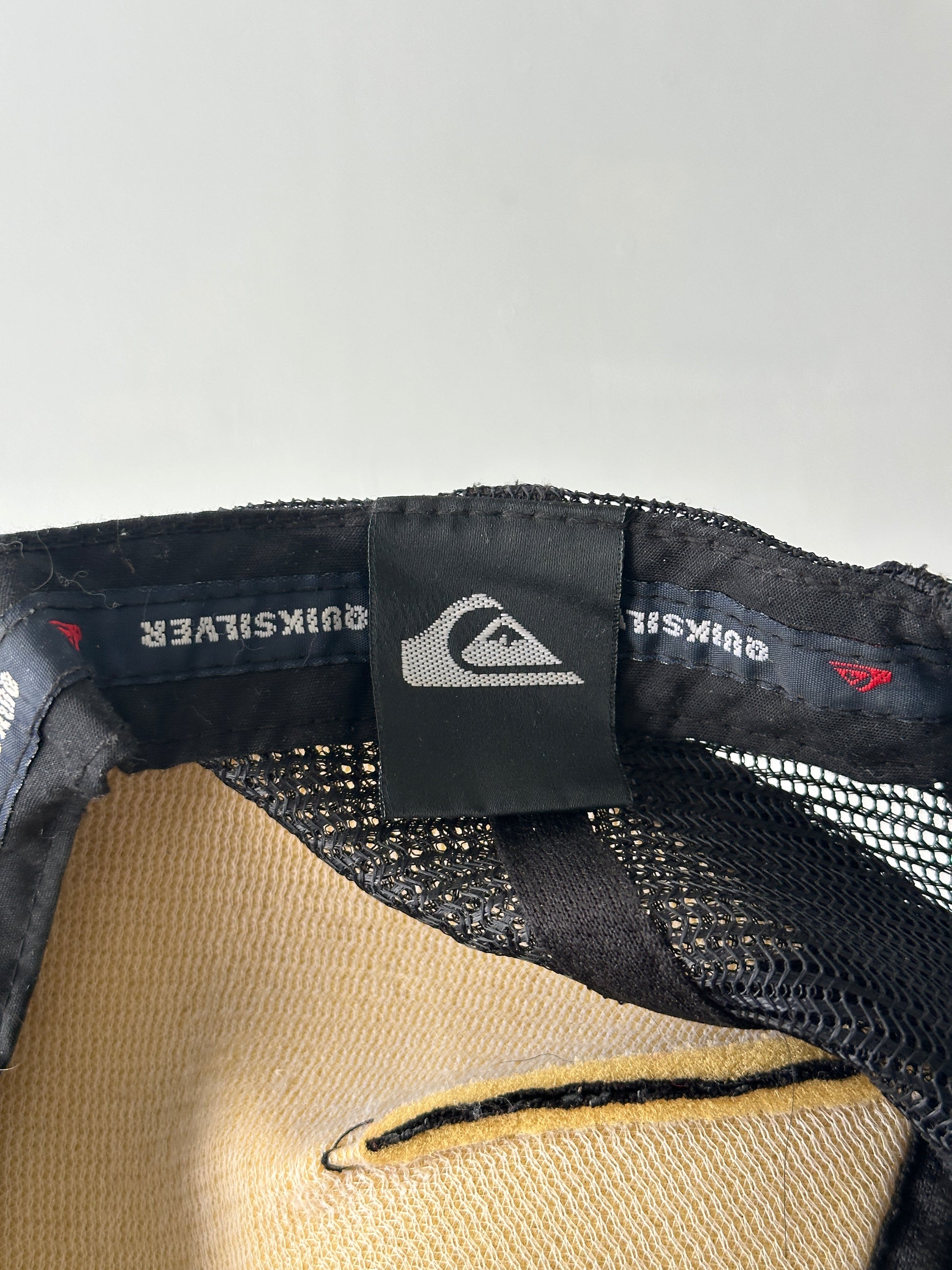 Quiksilver Foam and Mesh Y2K Vintage SnapBack Trucker Cap