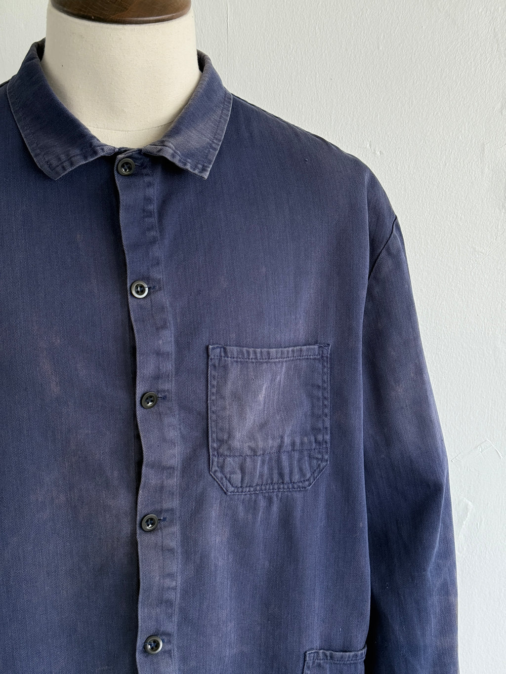 Thrashed Blue Herringbone French Vintage Workwear Chore Jacket CH363 - Large