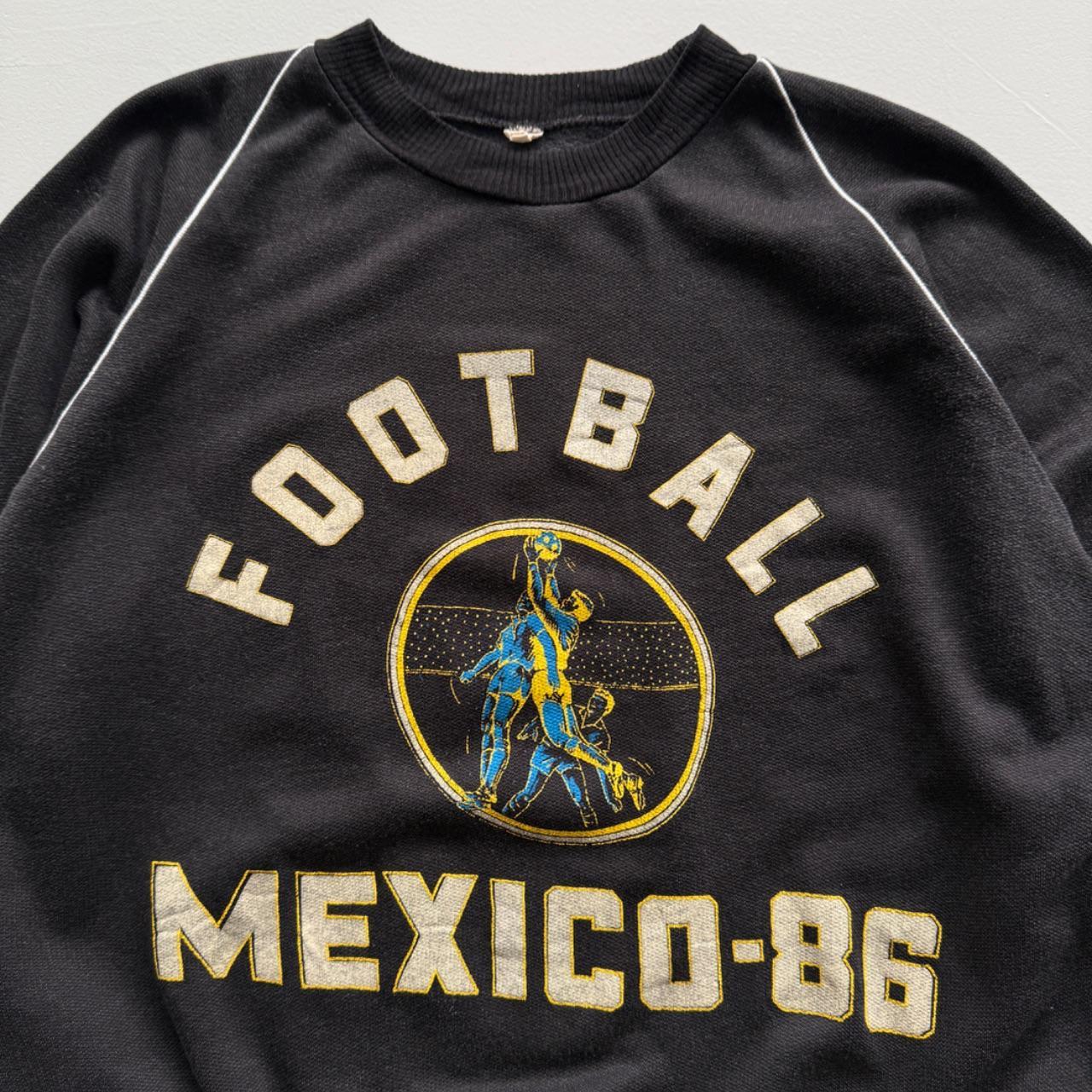 Black Mexico 1986 Football World Cup Vintage Graphic Sweatshirt - Large