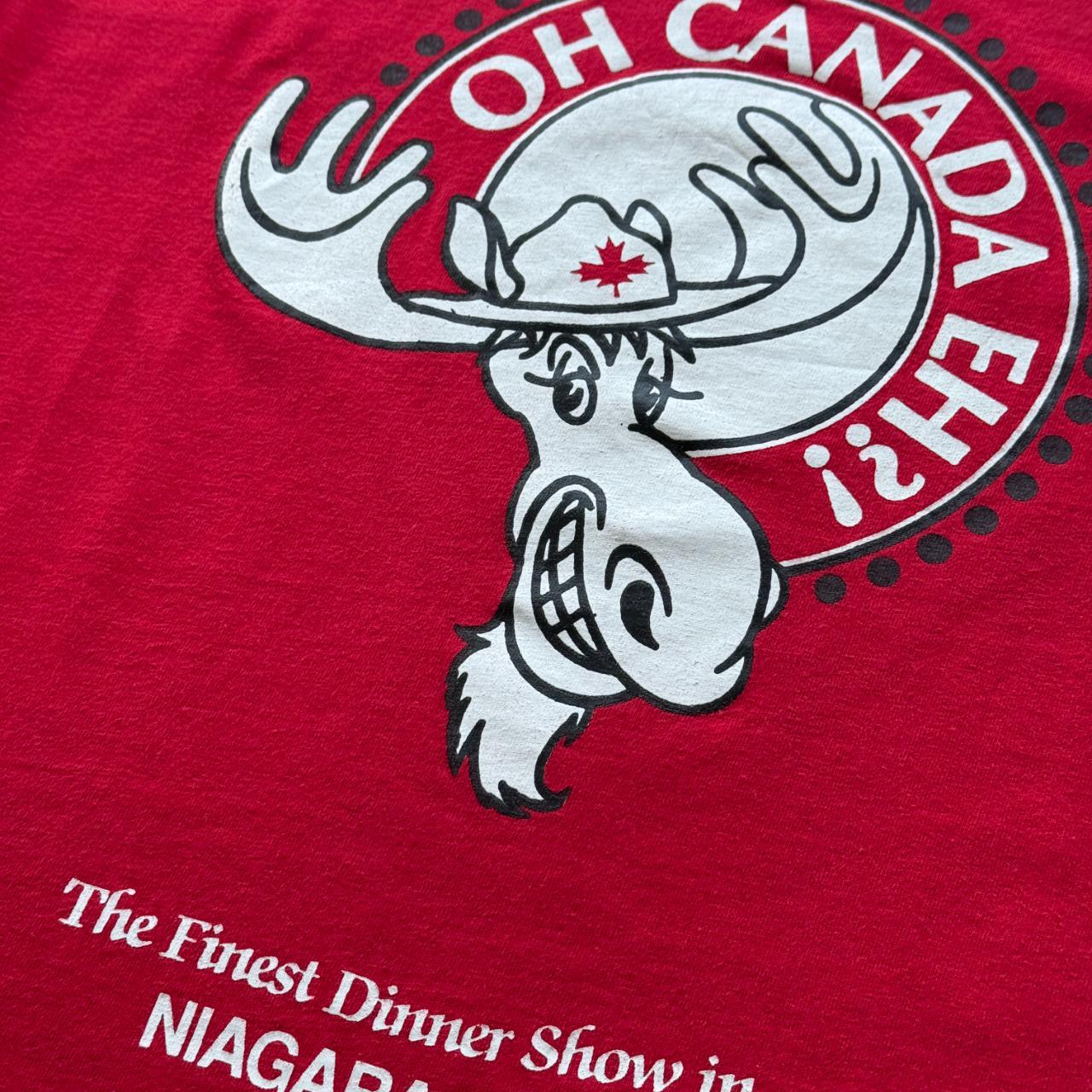 Red Canada Moose Tourist Vintage 90s T-shirt - Medium