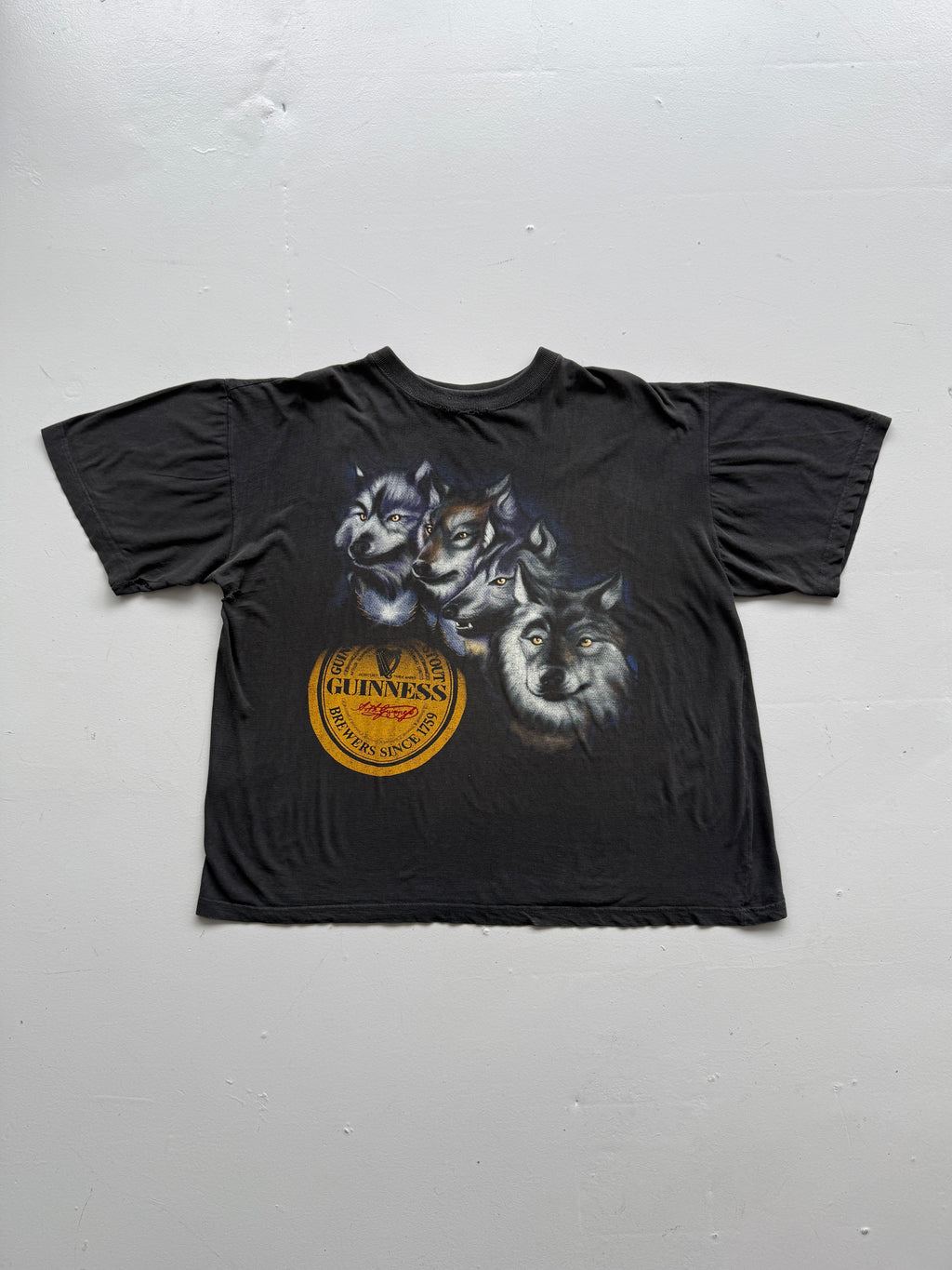 Black Guinness Wolf Graphic 90's Vintage T-Shirt