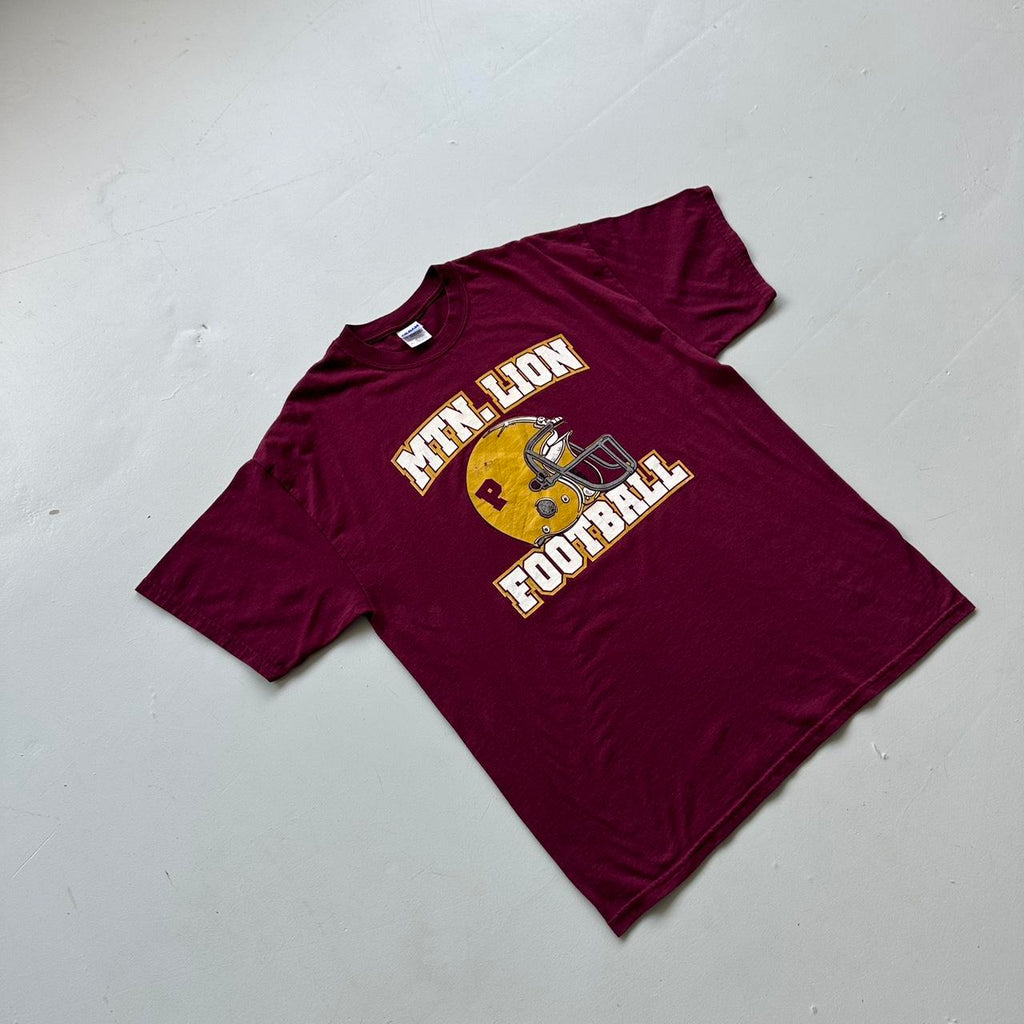 Burgundy Red Mountain Lion Football American Sports 00s Vintage T-shirt - XL