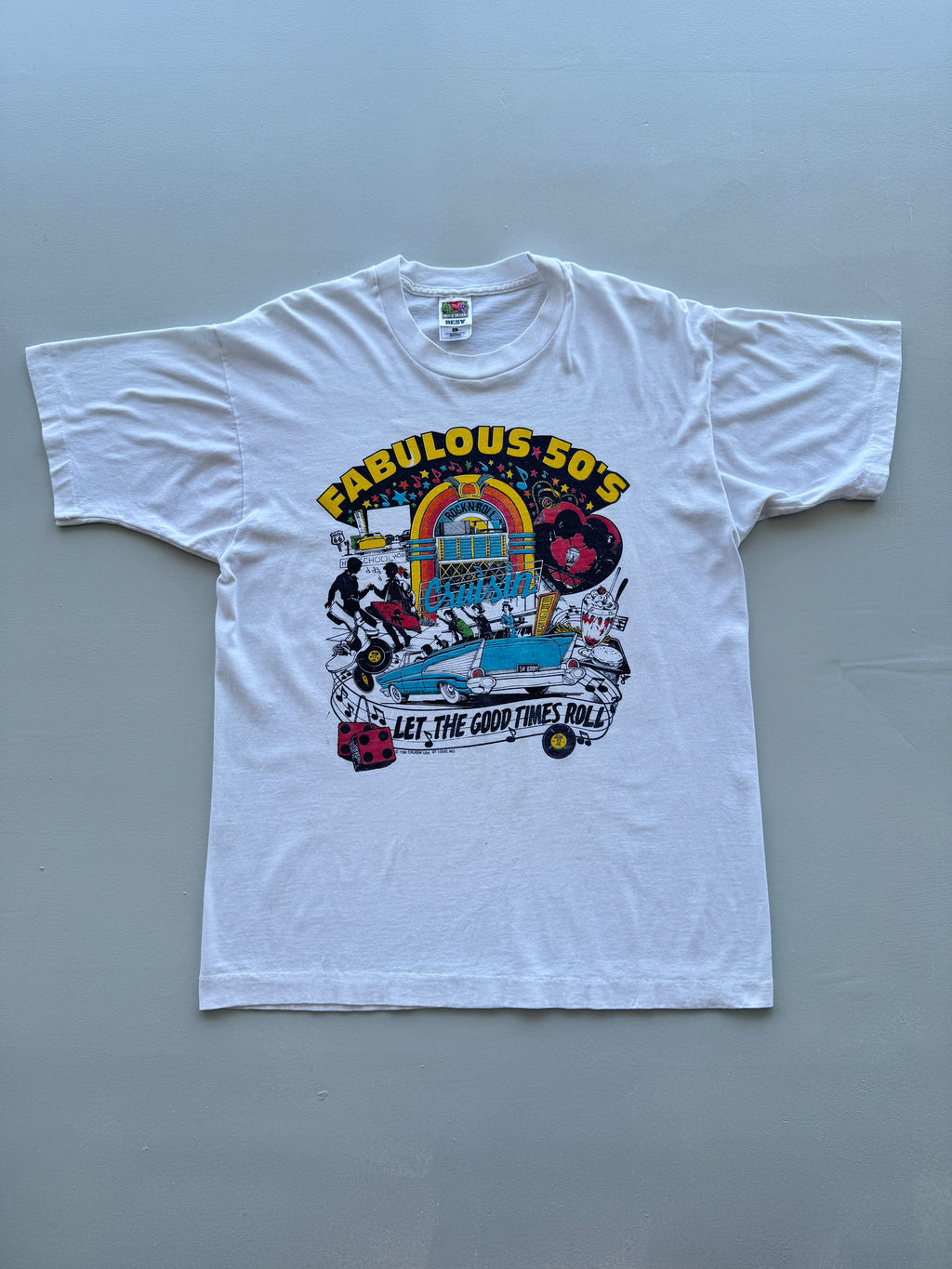 Fruit of the Loom Fabulous 50s Cruisin 90s Vintage Single Stitch T-Shirt - Large