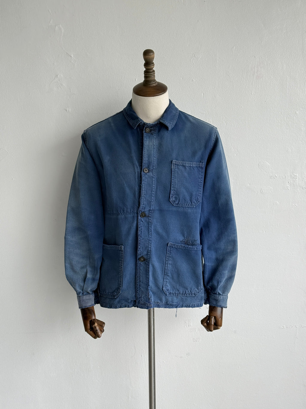 Thrashed Blue French 1960s Vintage Workwear Chore Jacket CH446 - Small