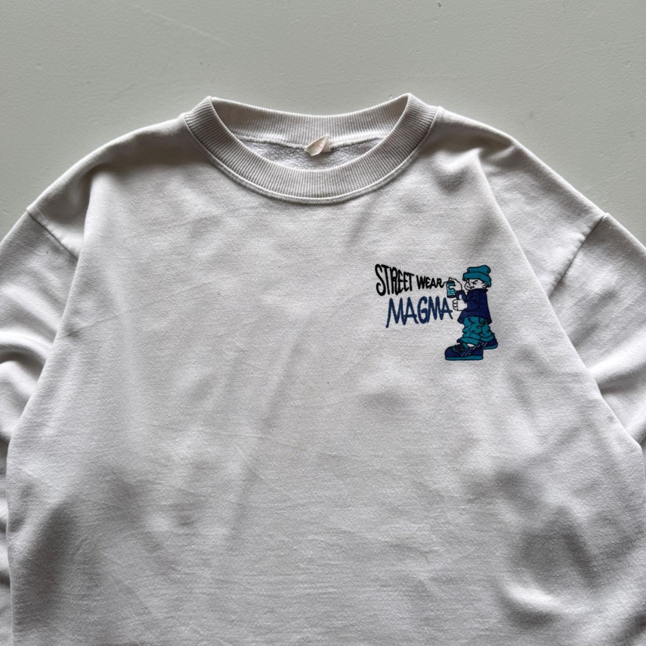 White Streetwear Magma 90’s Vintage Skate Style Sweatshirt - XS