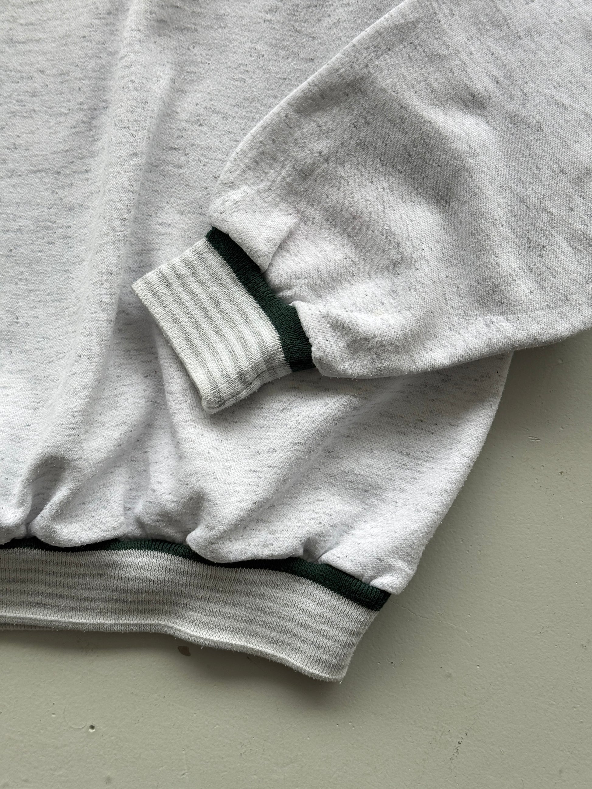 Grey Quebec 90's Vintage Graphic Tourist Sweatshirt Jumper - XL