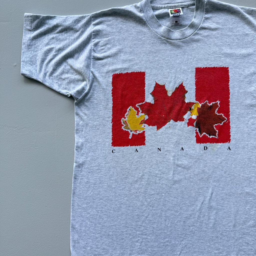 Grey Canada Tourist Vintage 90s T-shirt - Large