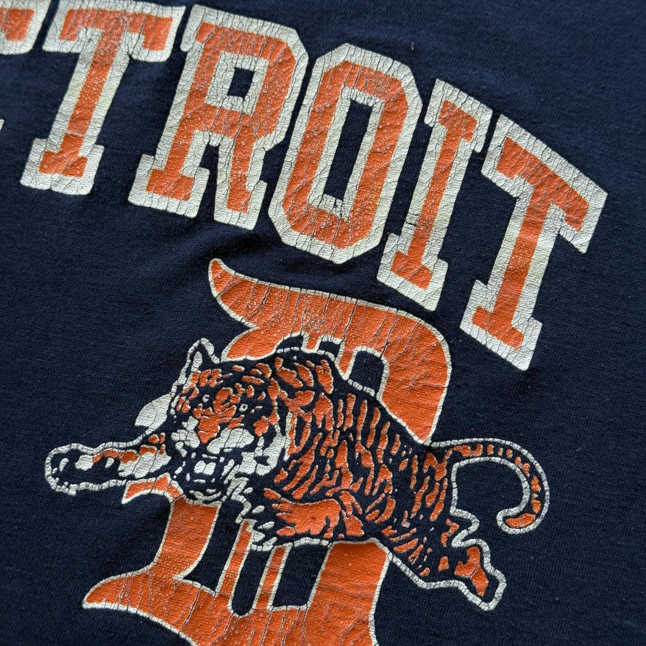 Navy Detroit Tigers American Sports Vintage 80s T-shirt - Medium