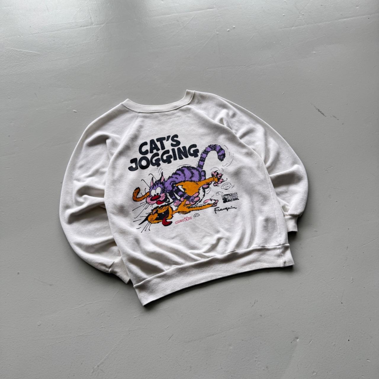 White Cats Jogging 90’s Vintage Cartoon Sweatshirt - Small