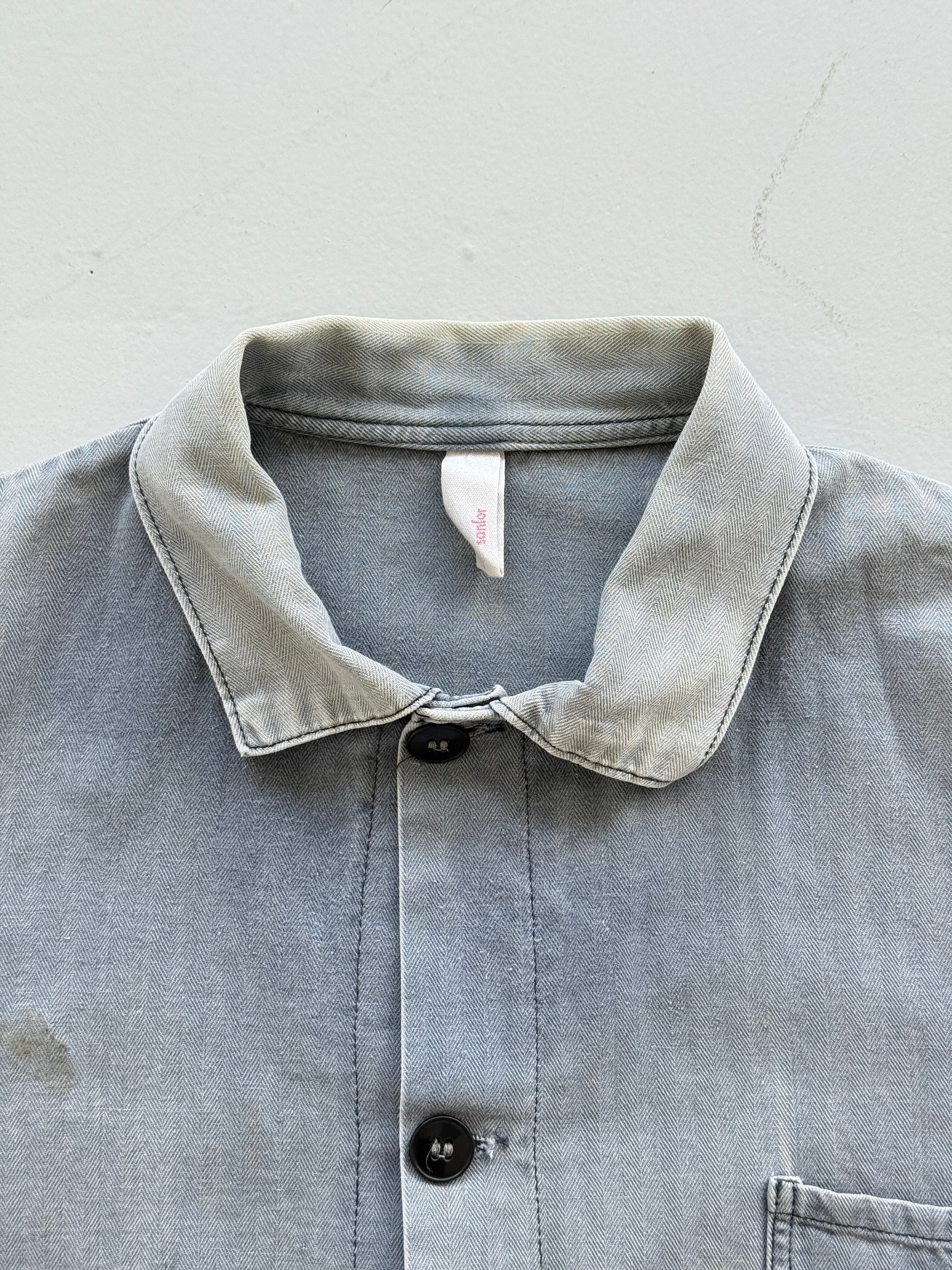 Thrashed Faded Blue French Vintage Workwear Chore Jacket CH361 - Small