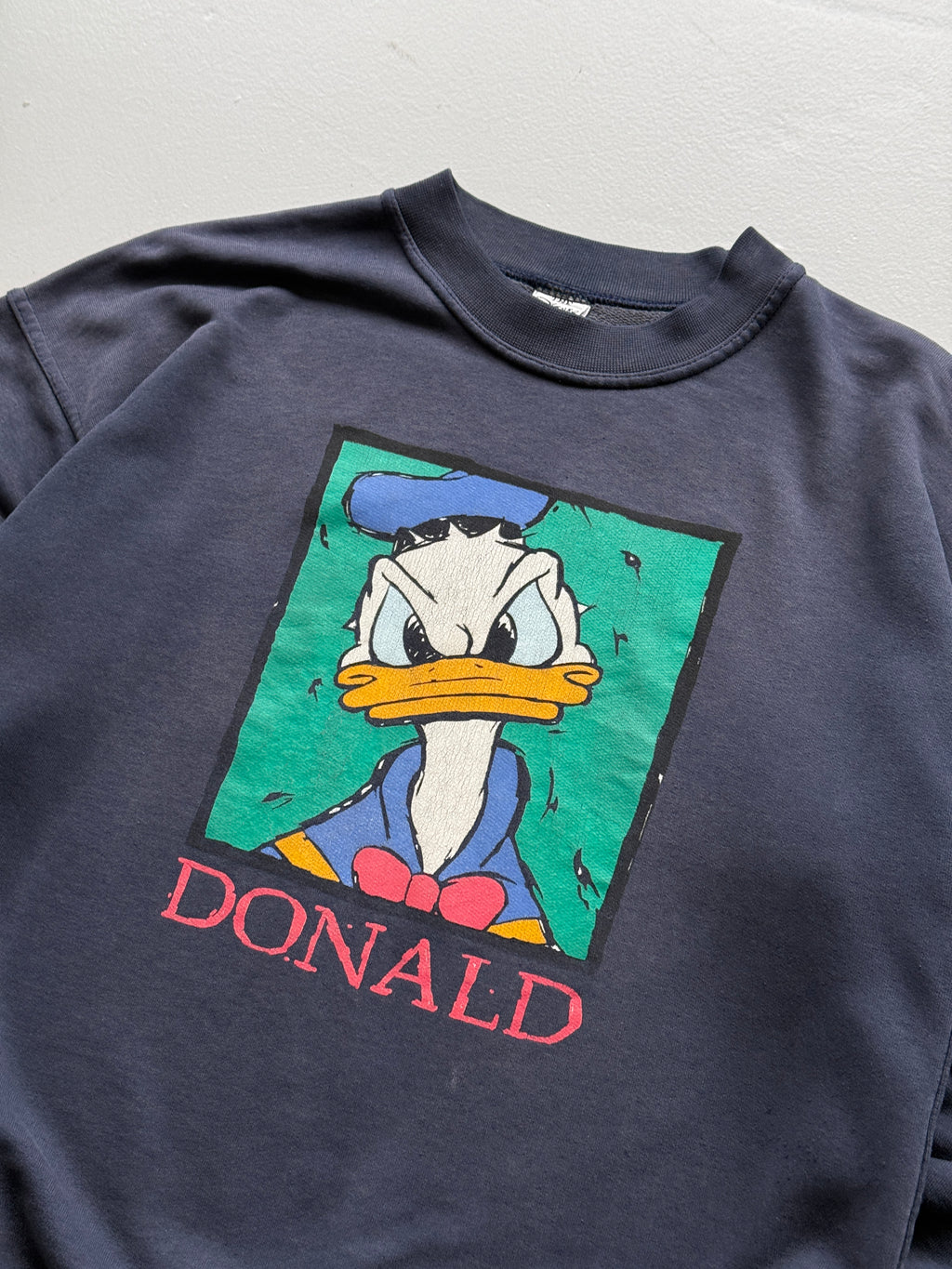 Disney Store Donald Duck 90's Vintage Sweatshirt - Medium