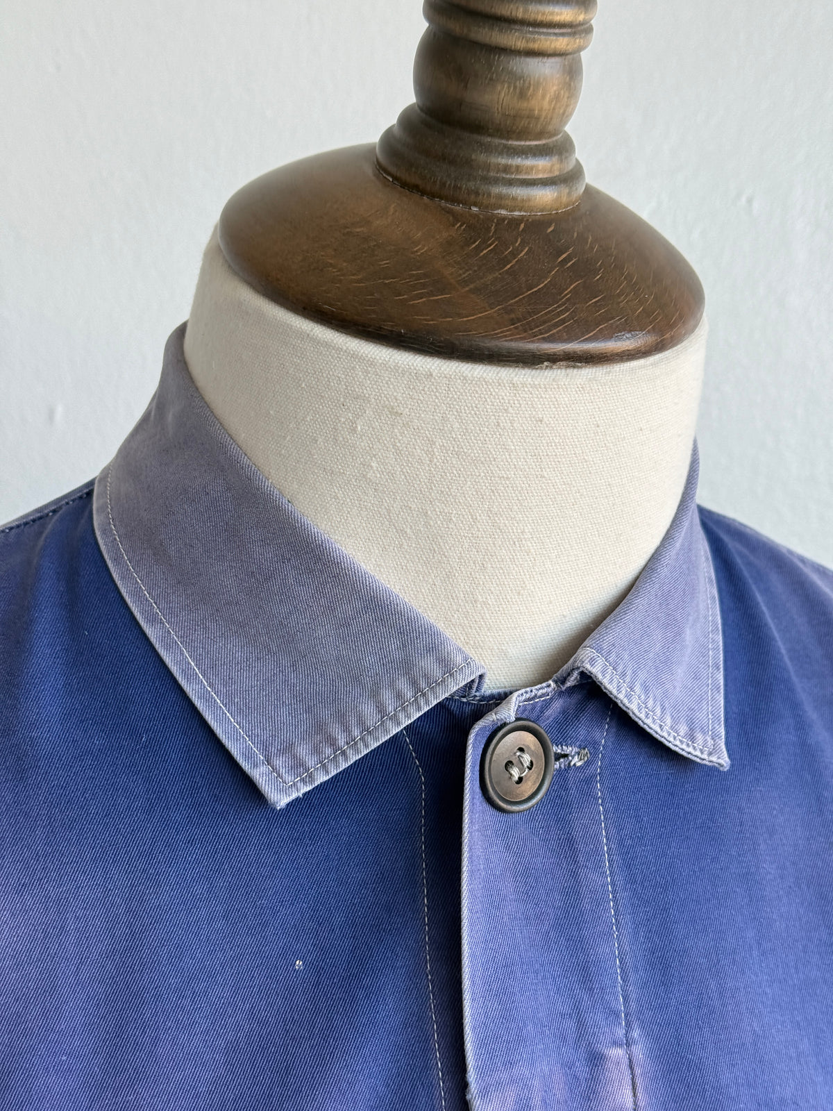 Faded Blue French 1970s Vintage Workwear Chore Jacket CH454 - Small