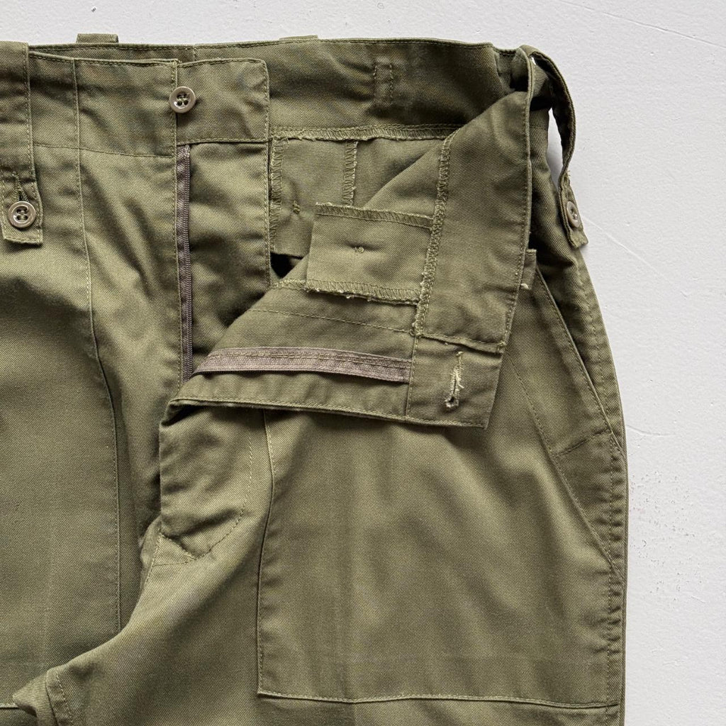 Green Military Pants 90's Vintage Trousers - 28” x 31”