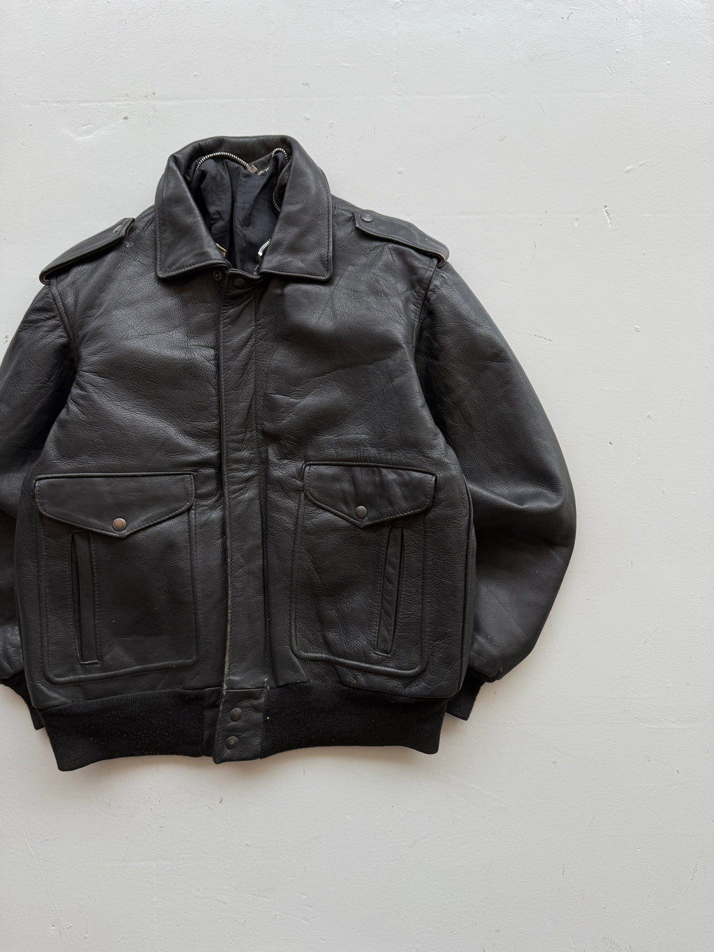 Black A2 Leather Vintage Aviation Bomber Jacket 003 - Medium