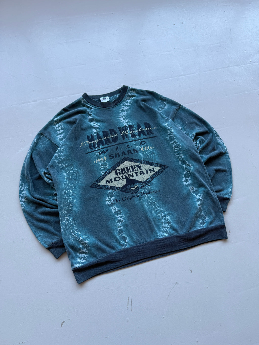 Blue Tie-Dye Green Mountain 90's Long Sleeve Surfer T-Shirt - Large