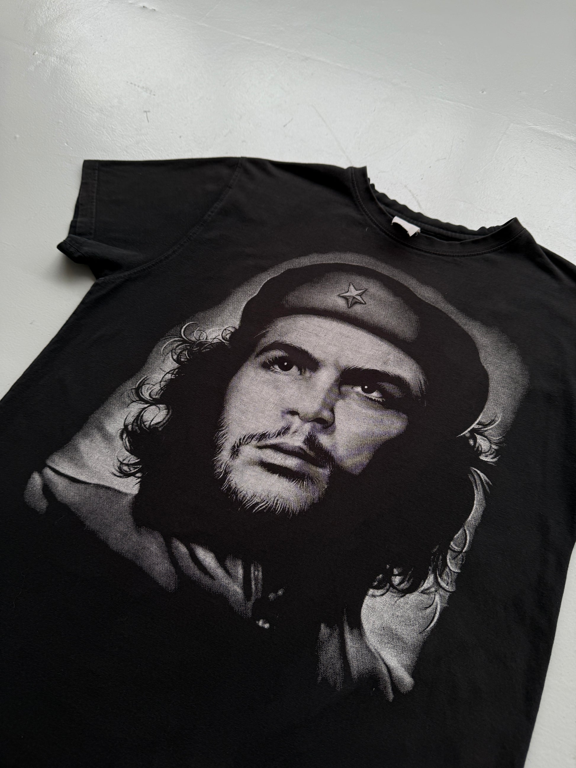 Black Che Guevara 90's Vintage Graphic T-Shirt - Medium