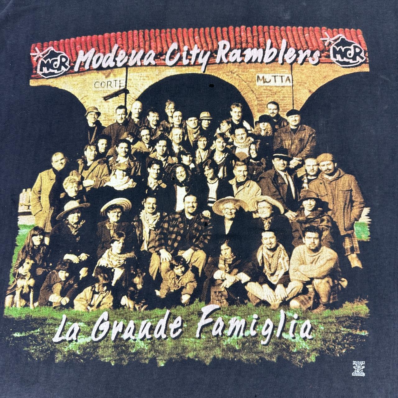 Modern City Ramblers Vintage 90s T-shirt - Large