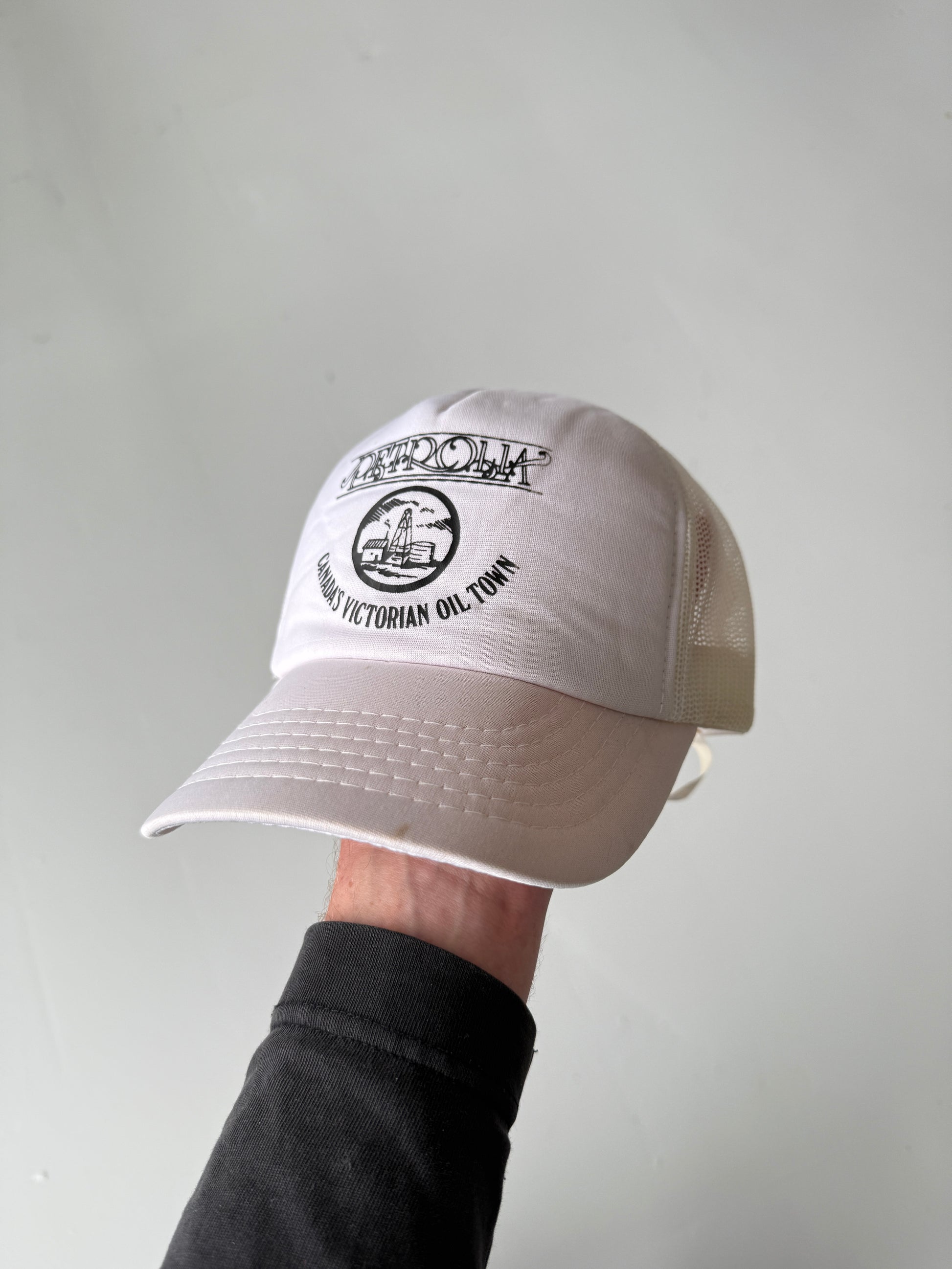 White Petoria Canada Tourist Vintage Foam and Mesh SnapBack Trucker Cap