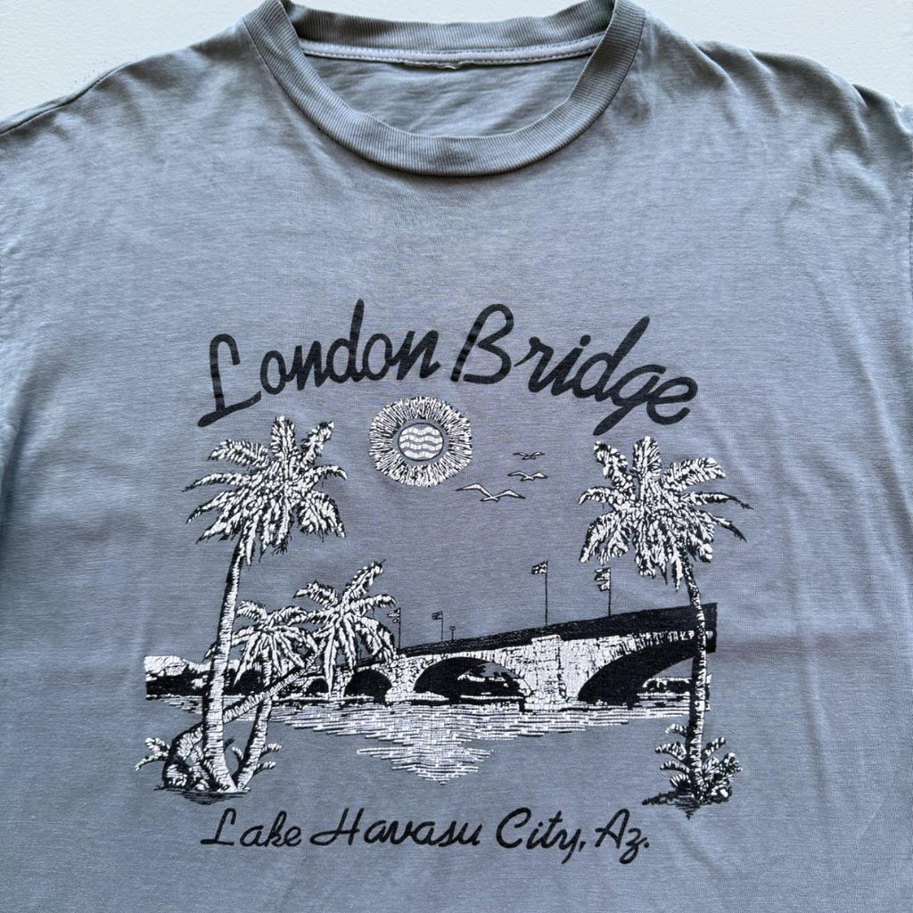 Blue Grey Overdyed London Bridge 90's Tourist Vintage T-shirt - Large