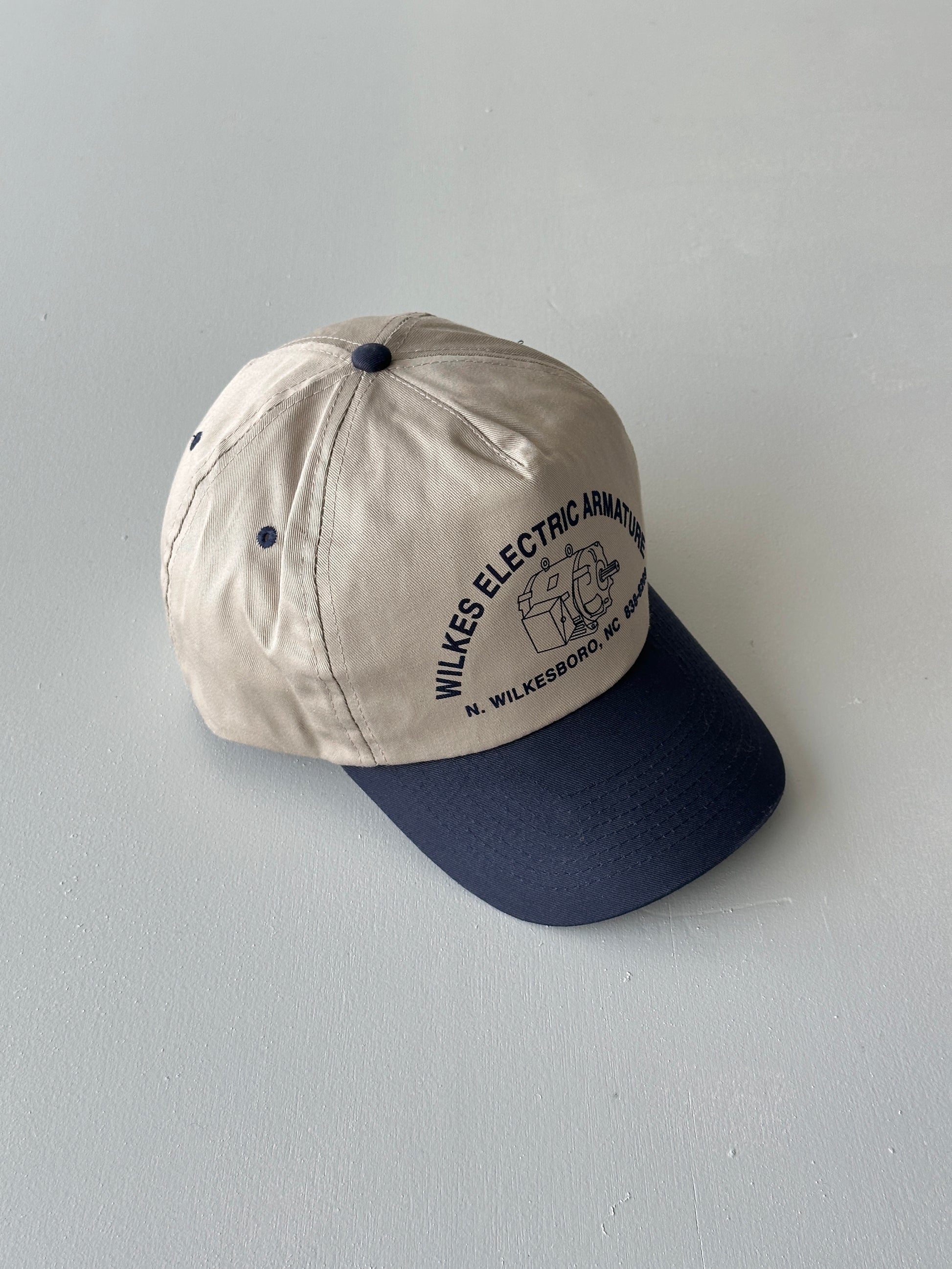 Stone / Navy Wilkes Electric Armature 90's Vintage SnapBack Trucker Cap