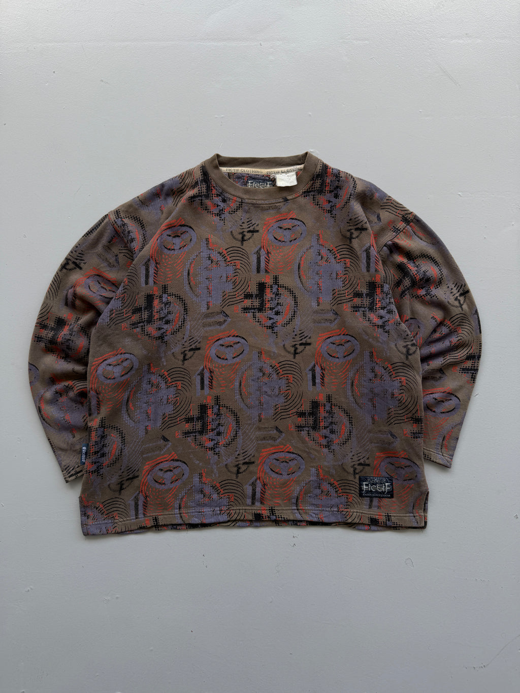 Surfwear All-Over Print 90's Vintage Sweatshirt - Medium