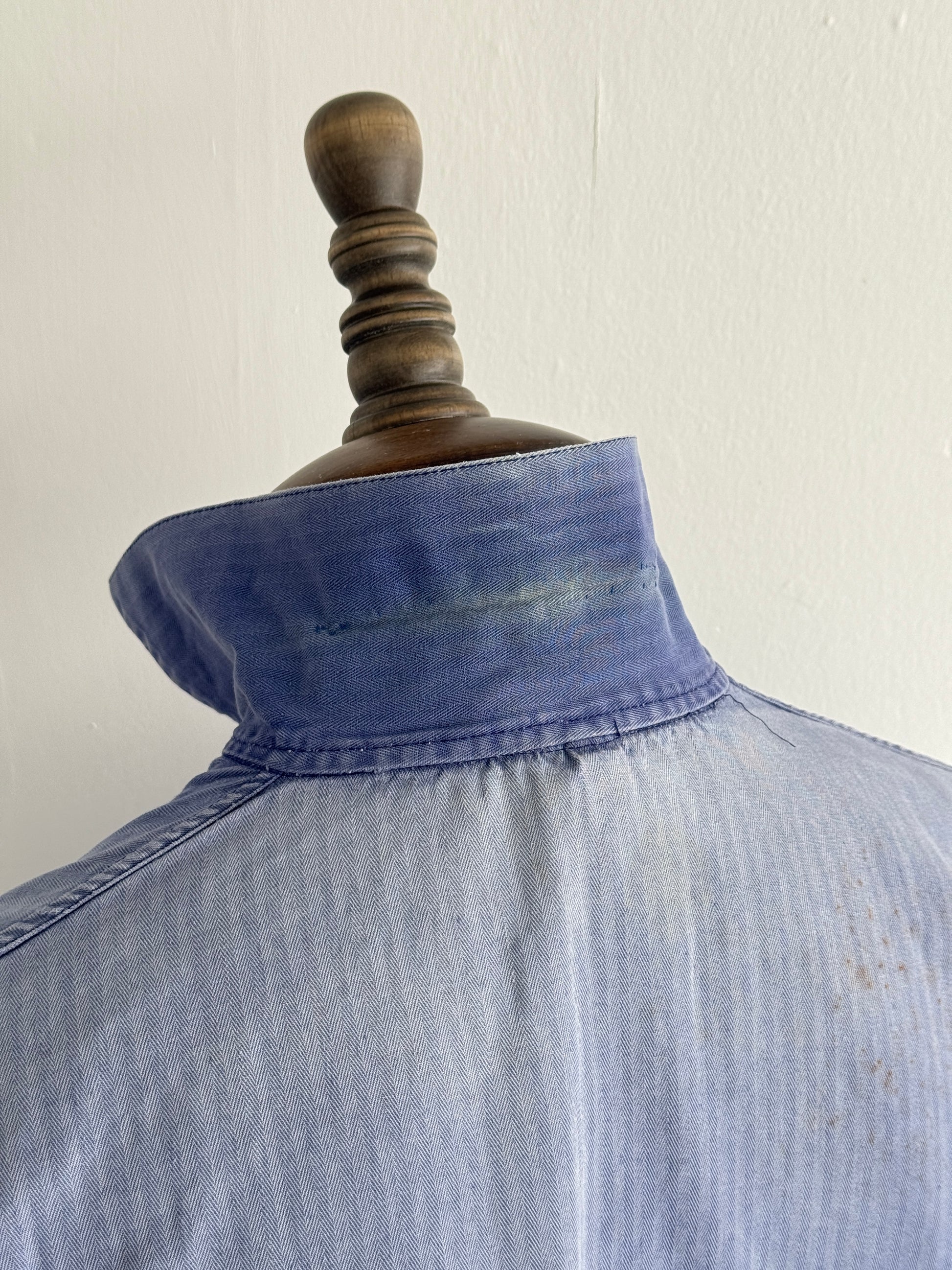 Thrashed Blue Herringbone 60's French Vintage Workwear Chore Jacket CH382 - Smal