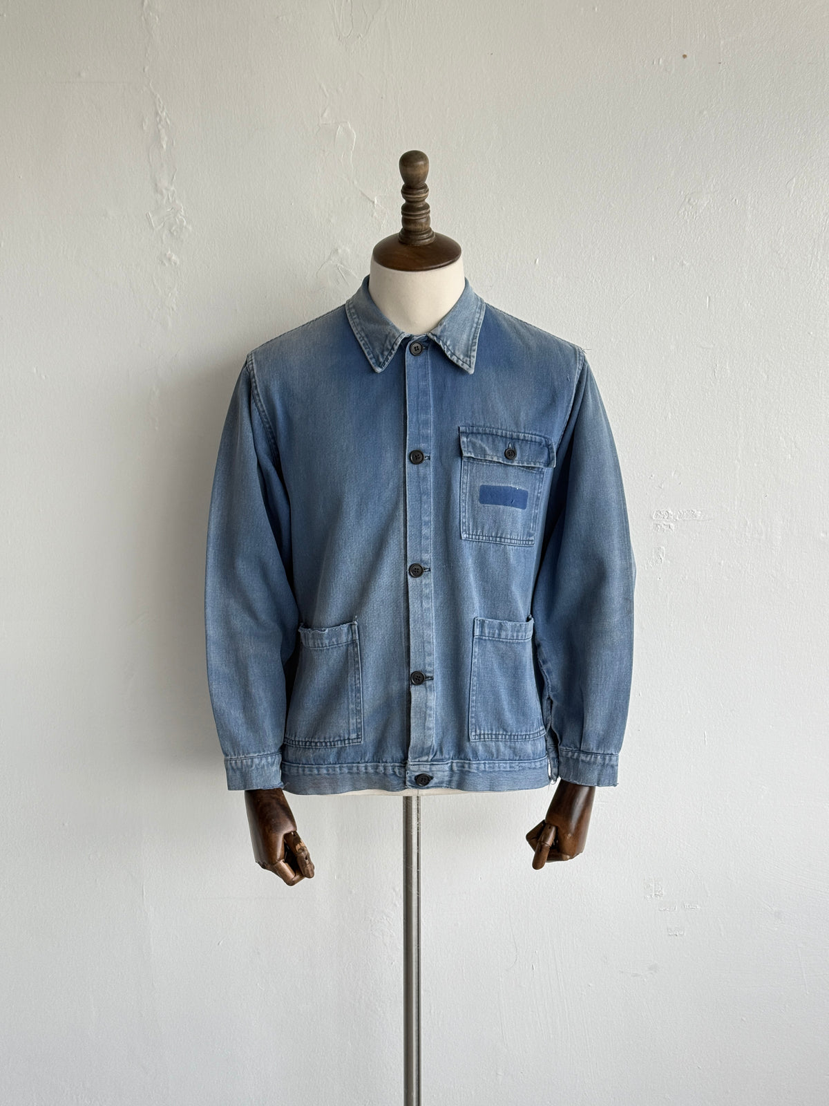 Thrashed Blue French 1960's Vintage Workwear Chore Jacket CH541 - Small