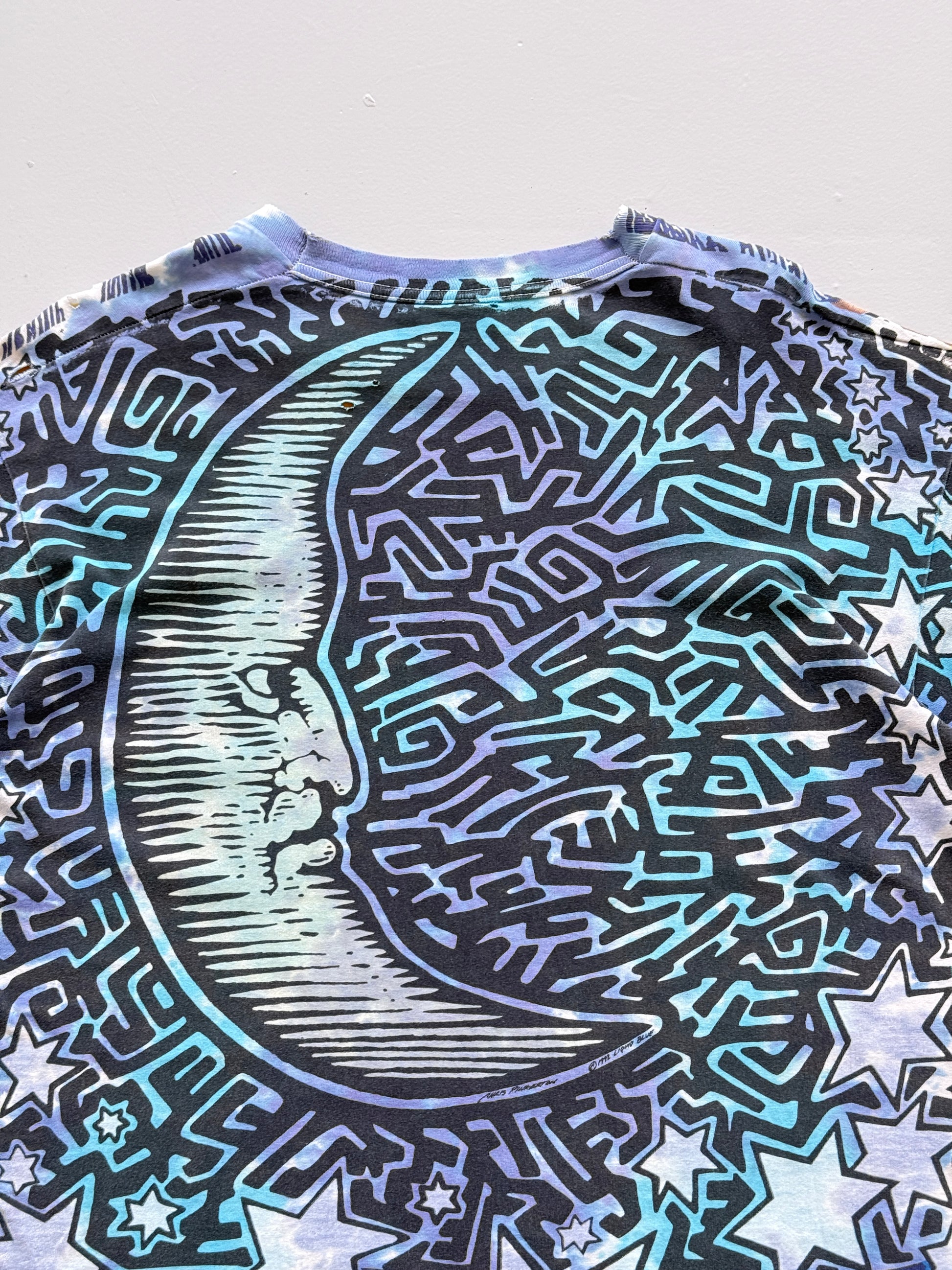 Liquid Blue Sun and Moon 90s Vintage Single Stitch All Over Graphic T-Shirt - XL
