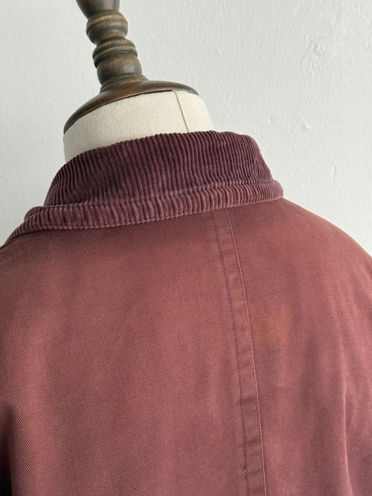 Aquascutum Burgundy Corduroy Collar Vintage Insulated Barn Jacket - Large