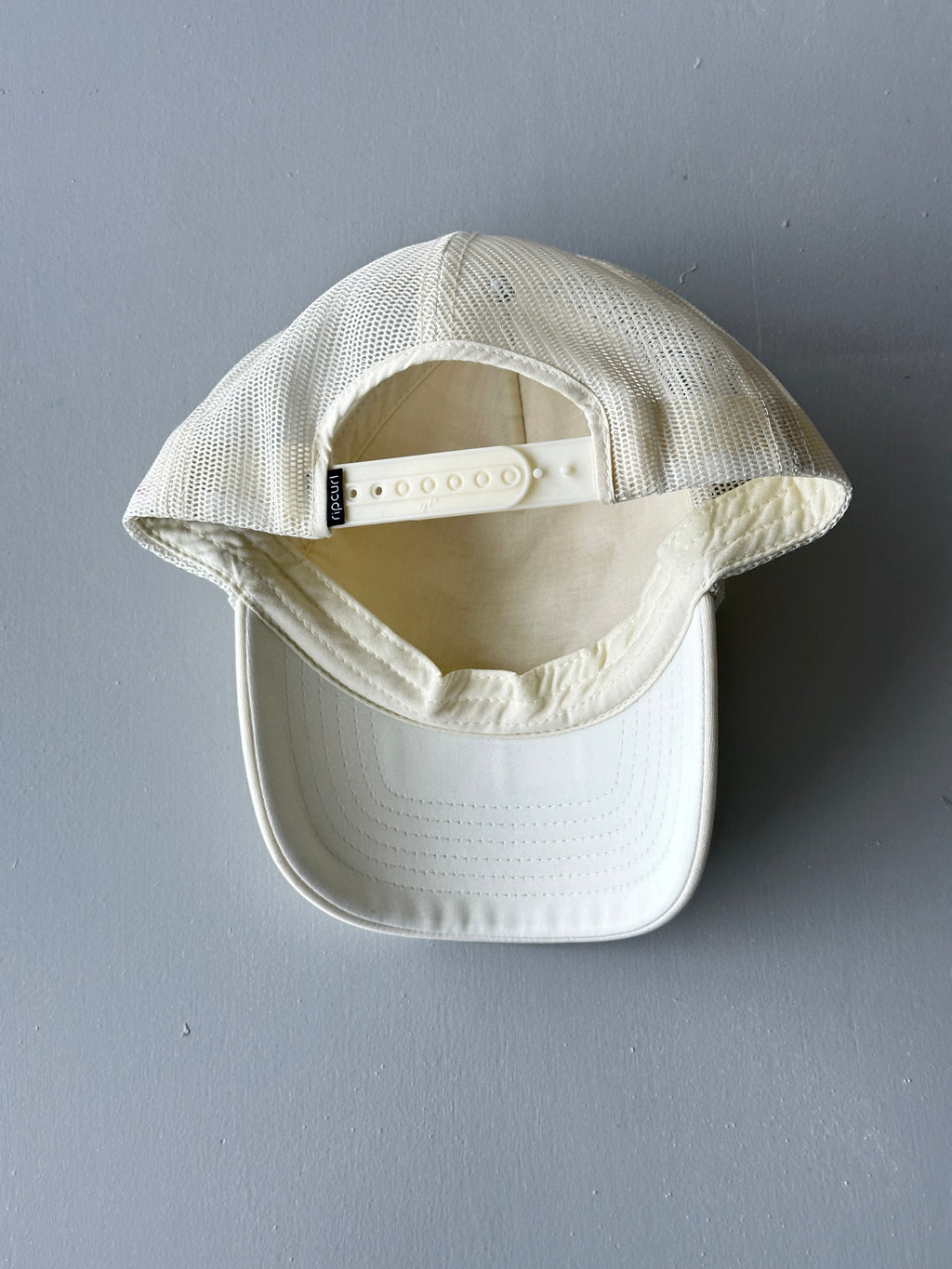 Cream Rip Curl Quality Surf Goods Vintage SnapBack Trucker Cap