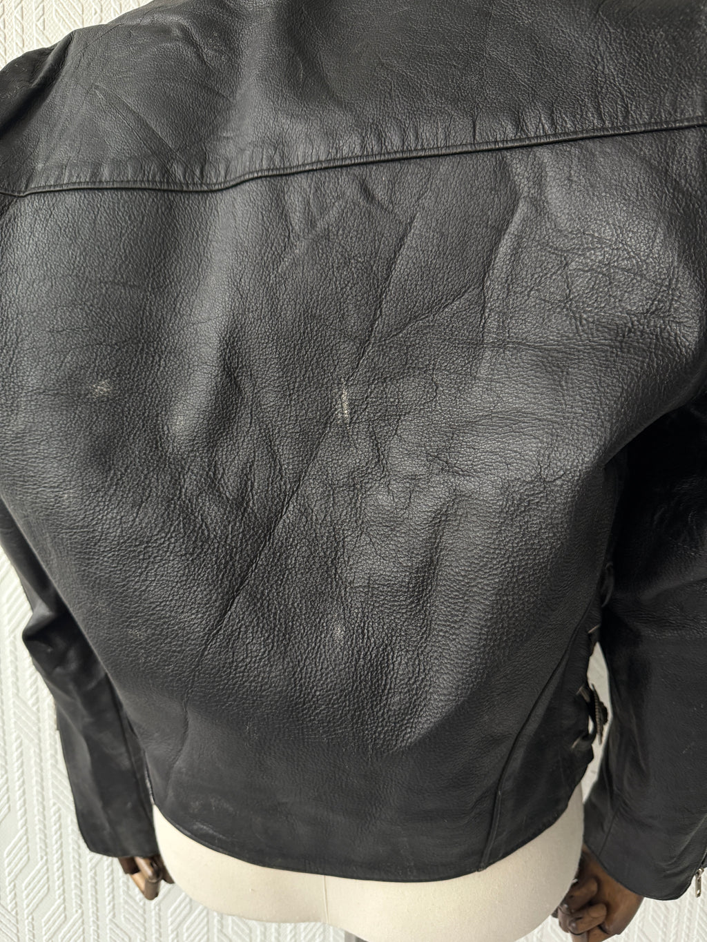 Black 80's Vintage Leather Biker Jacket - Medium