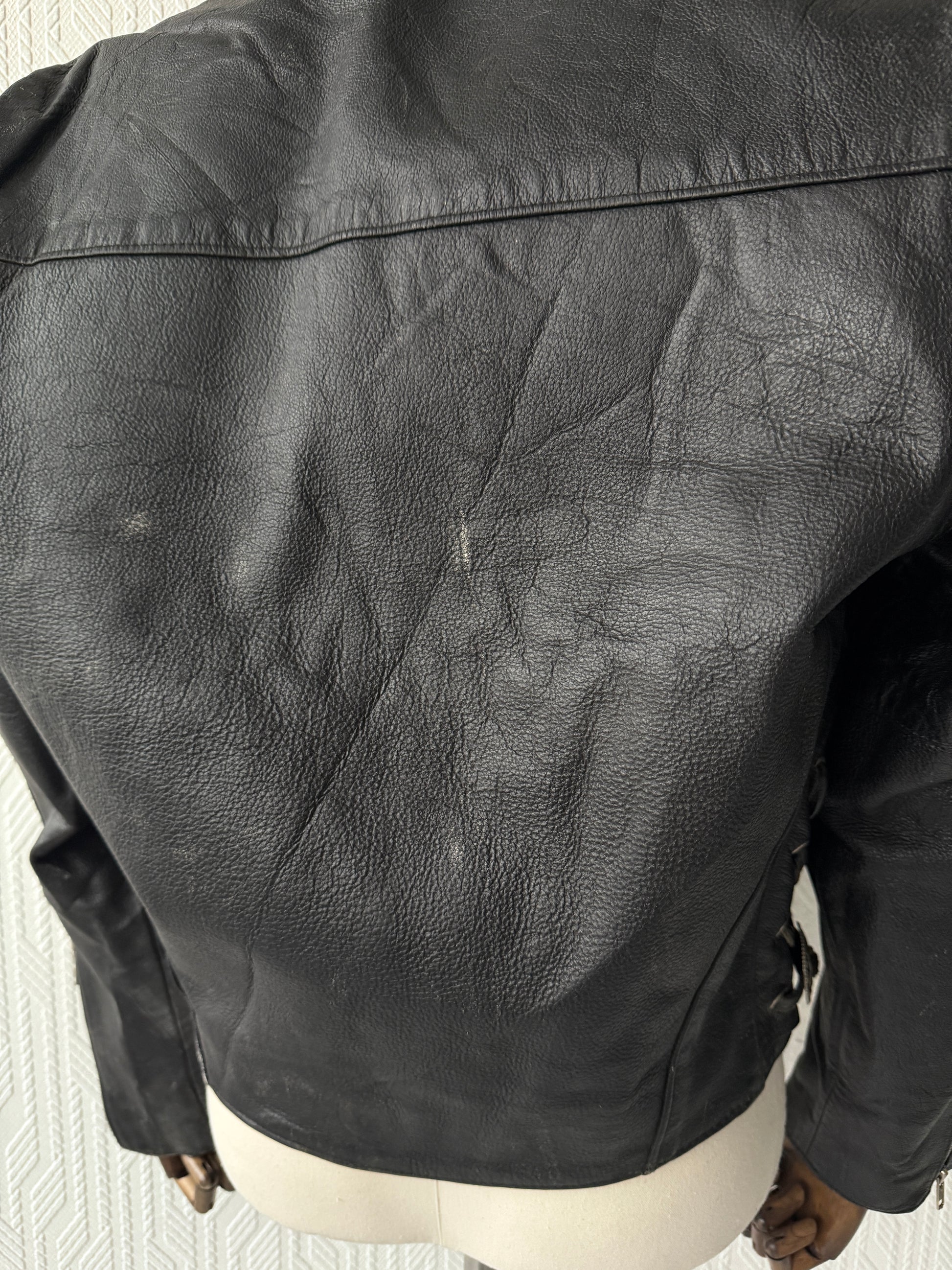 Black 80's Vintage Leather Biker Jacket - Medium