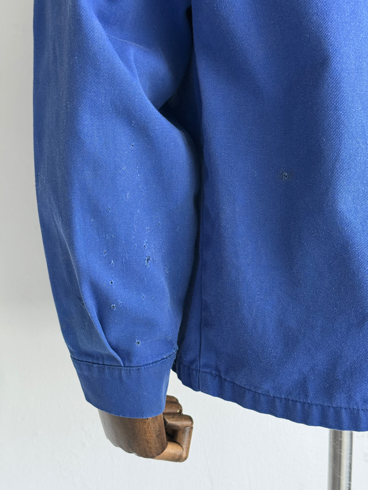Thrashed Blue French 80's Vintage Workwear Chore Jacket CH516 - Large